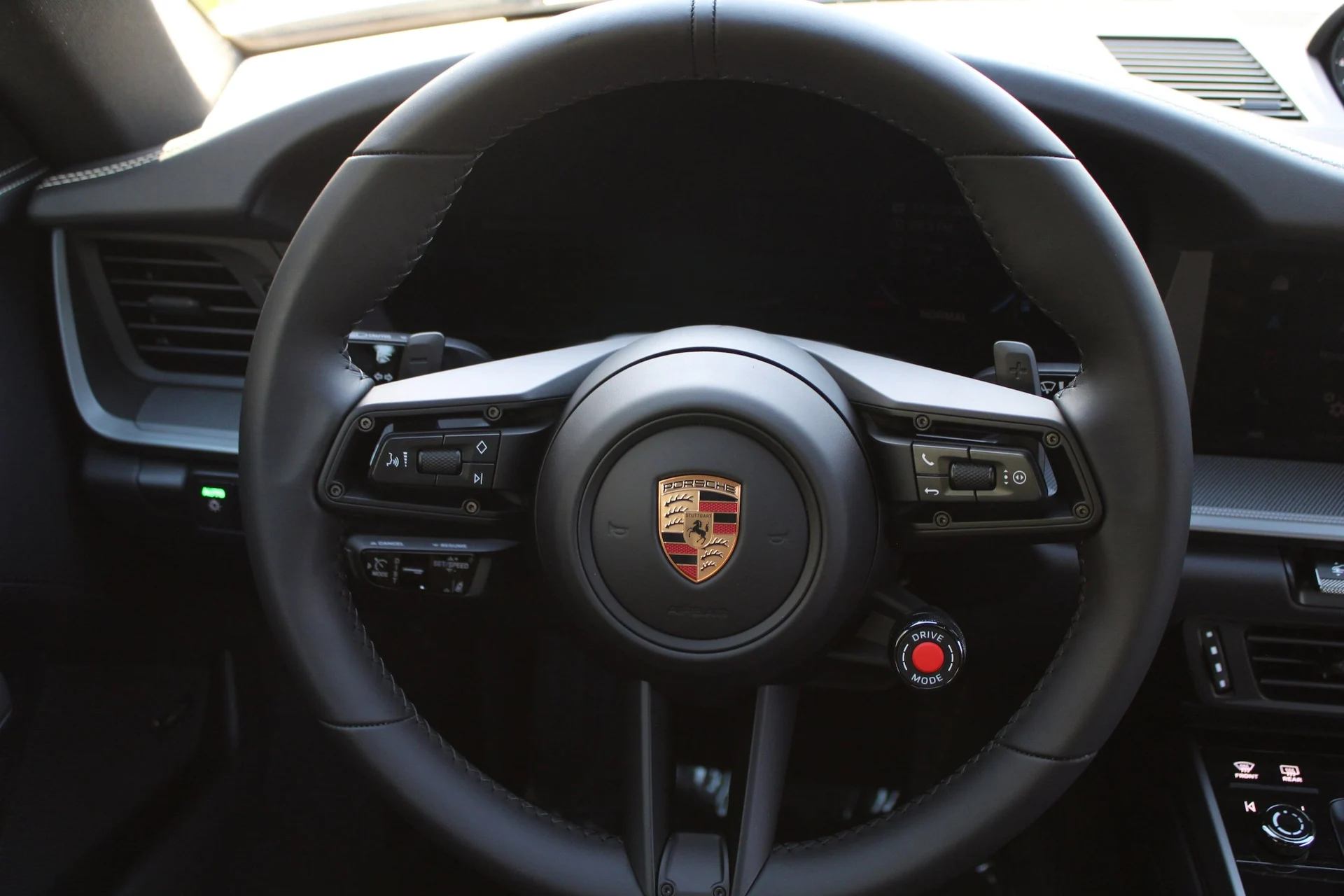 mph014_2266059962_0de4b0616be1b4d2e70b3e2f6a4ef87fx_e58832065e