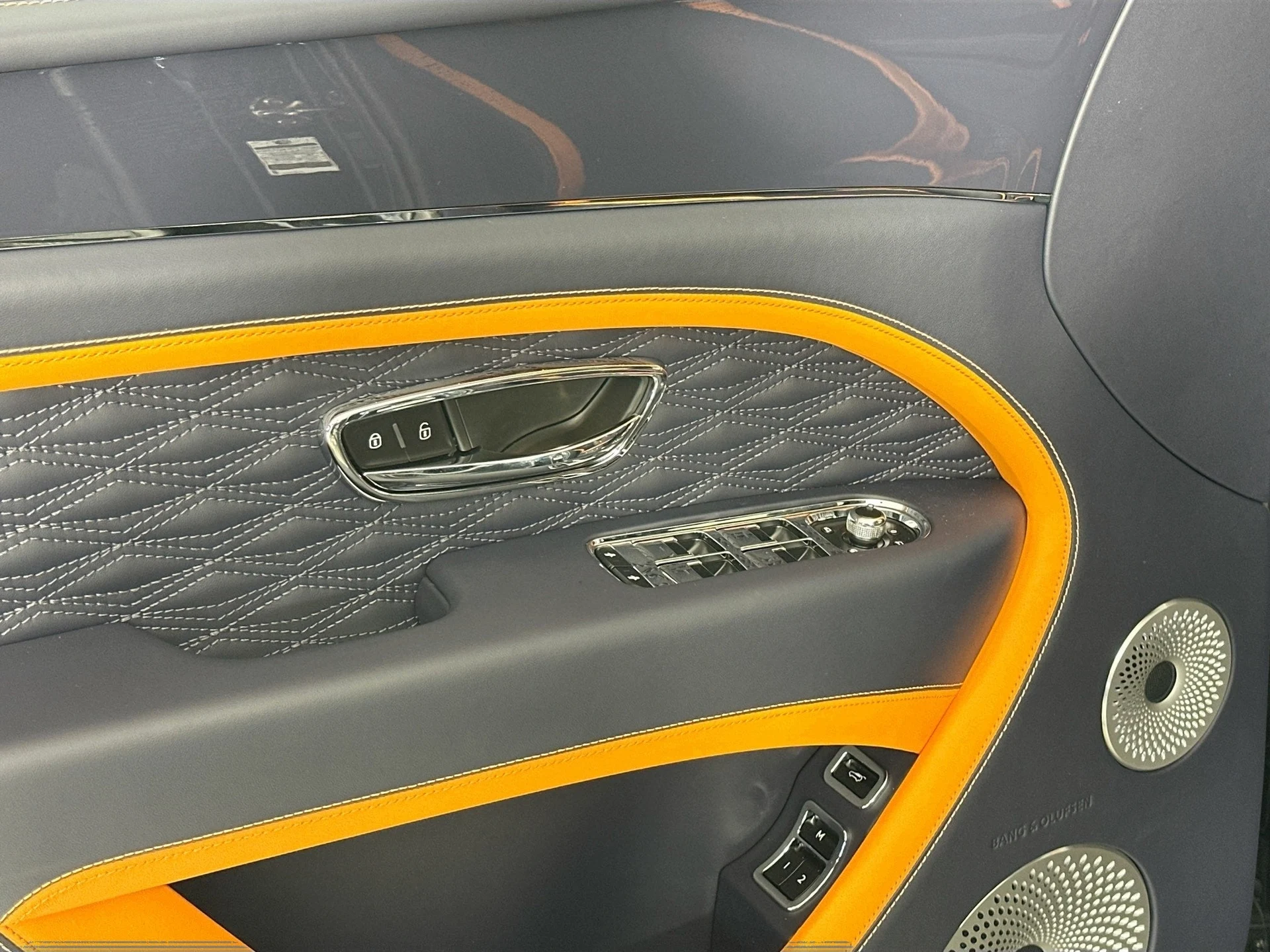 mph014_2274938890_15_84bb94ae62