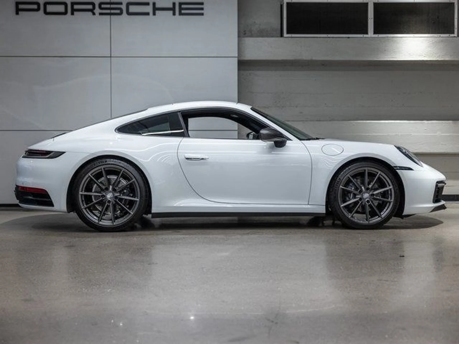 mph014_2277537548_15_0d945bc8a3