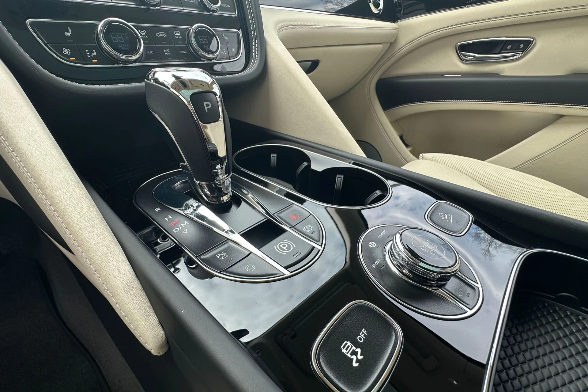 mph014_228056044_Used_2026_Bentley_Bentayga_V8_1786137412_47397c1d2d