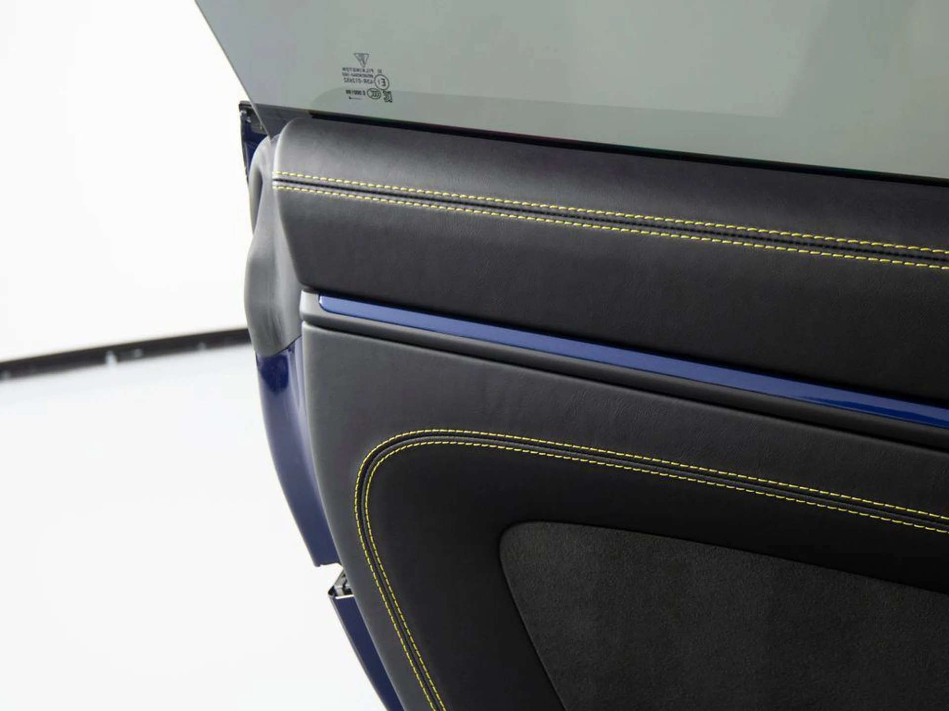 mph014_2285531049_f_L_Tl1b_Q_Rr_G_M2x_I_Cke8sg_N_Vx_TM_cdf6ca90db