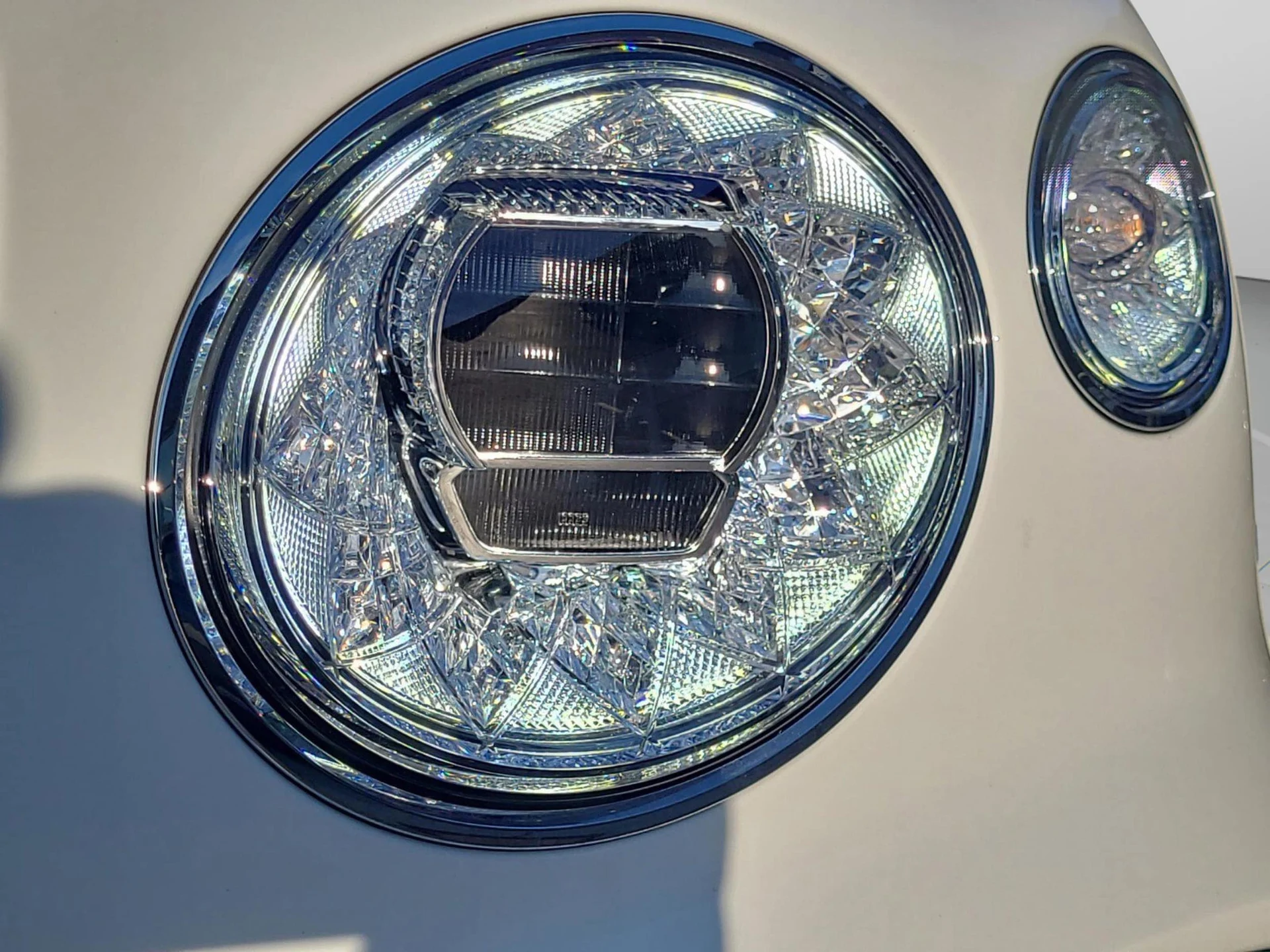 mph014_2289807010_127e056d84cfa5bac15f19a13c5be1acx_410099d54a