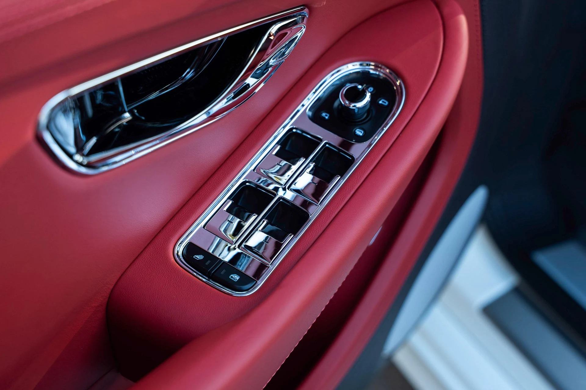 mph014_2293807661_458241676_68ef2219026595e726699a26_d5d1b1f4d5