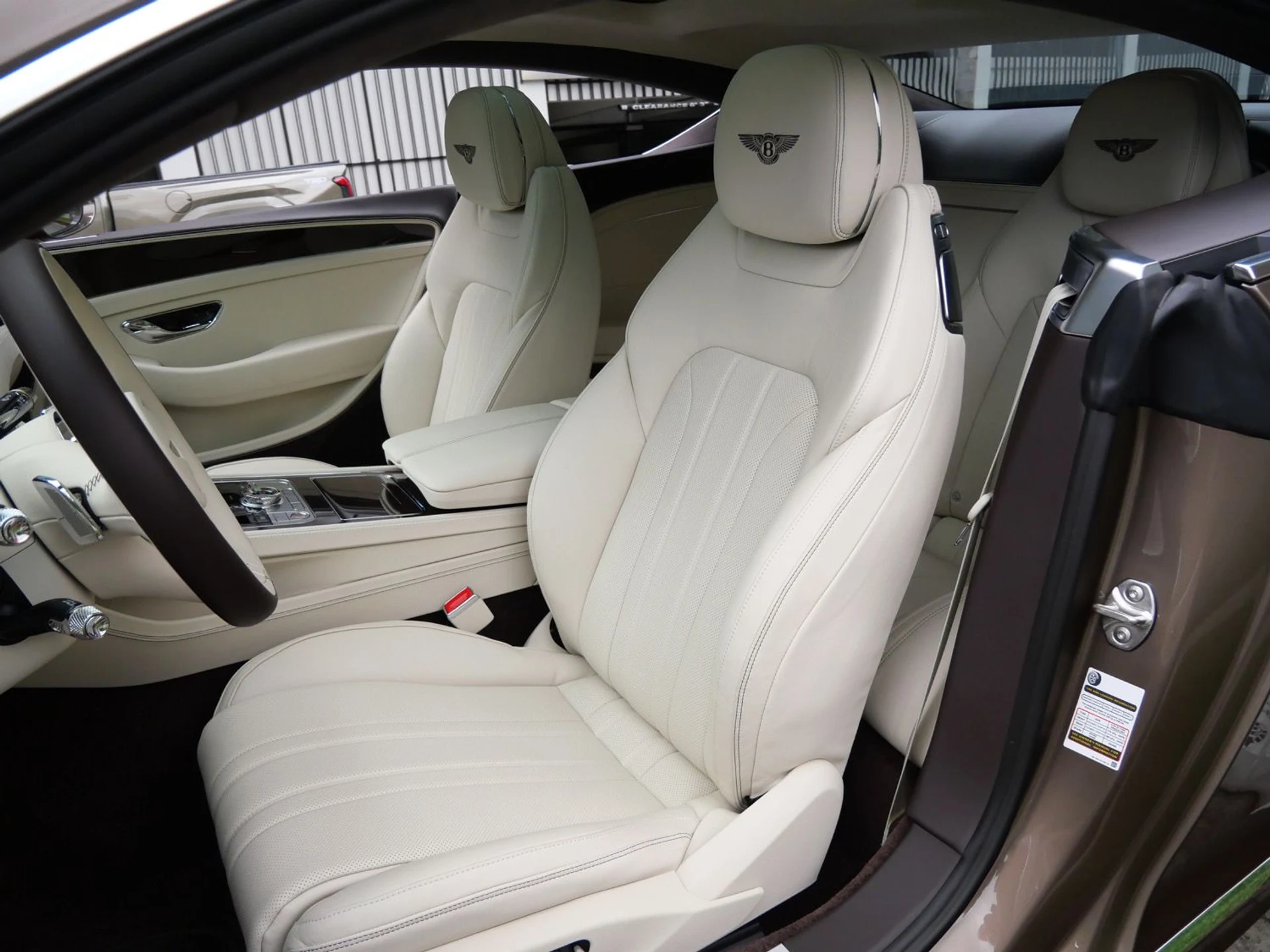 mph014_2296049526_592b3a356b315b17980a036b4963237fx_8fd8d38585