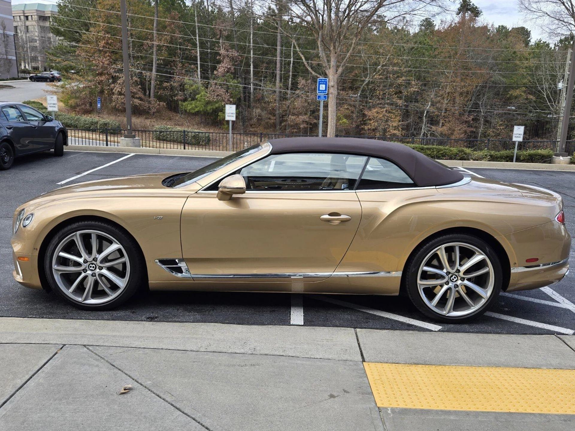 mph014_2297324403_1c43de20191bc0e004e78591e79bced6x_85fca2435f