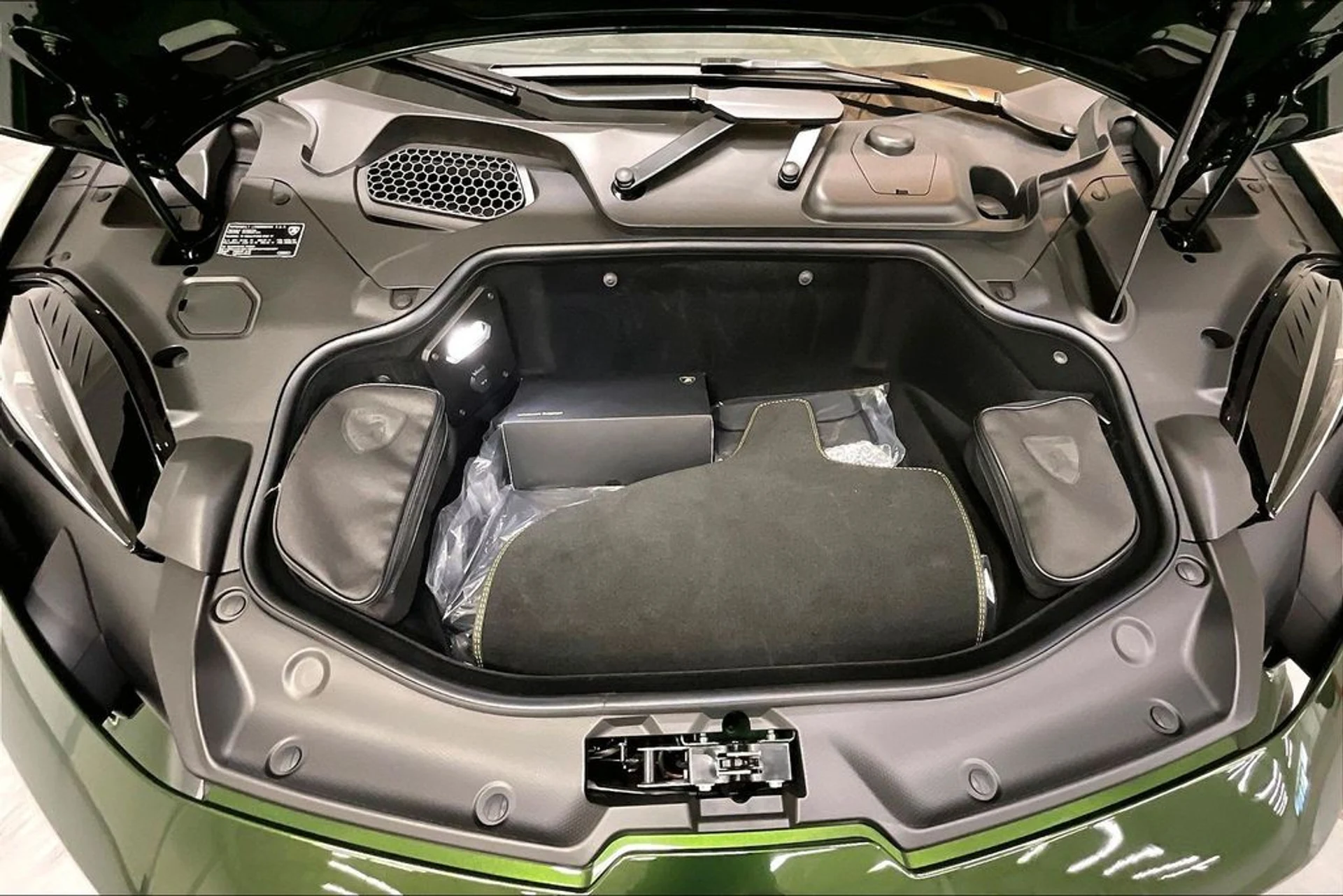 mph014_2312812108_7583c6d83c14683aa092db18d1f9b255x_40d1cb7543