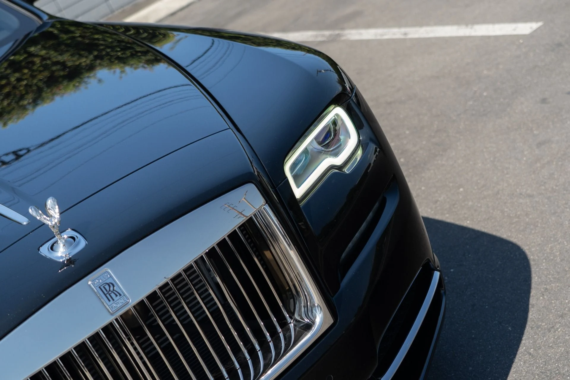 mph014_231408272_Used_2017_Rolls_Royce_Dawn_1757545595_15124ddeb9