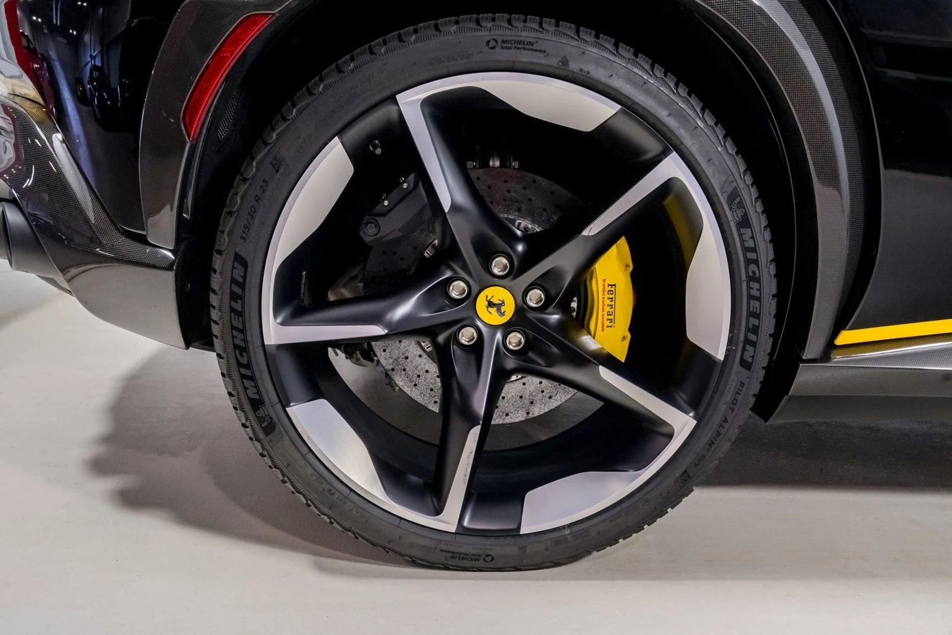 mph014_2315682020_4bda7032f61a4d08b7d40b971e458b0f_b4de89ae2f