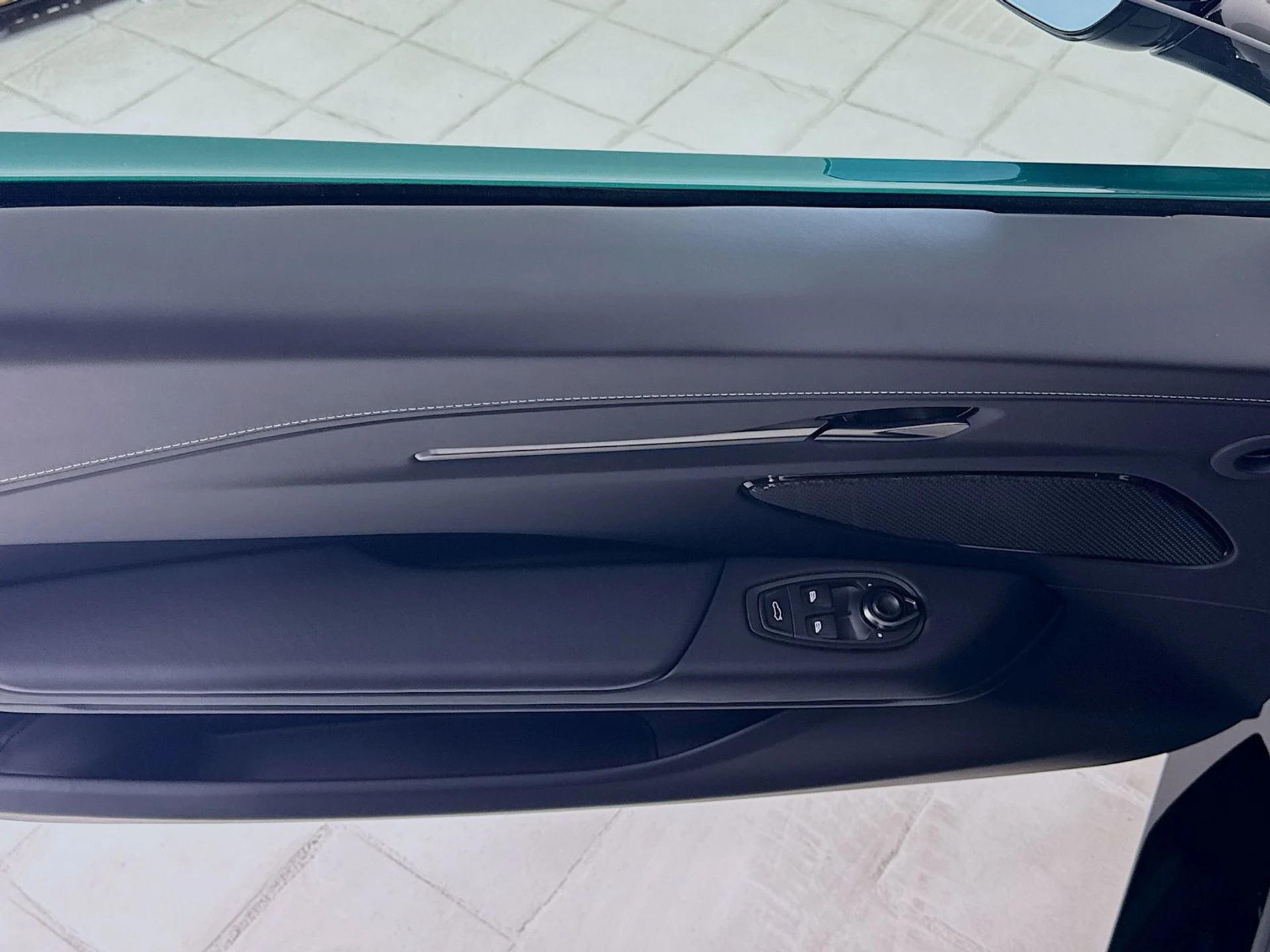 mph014_2319281156_13932af9dc94824f13f1c9ee5da4e05ex_e3fd5ee022