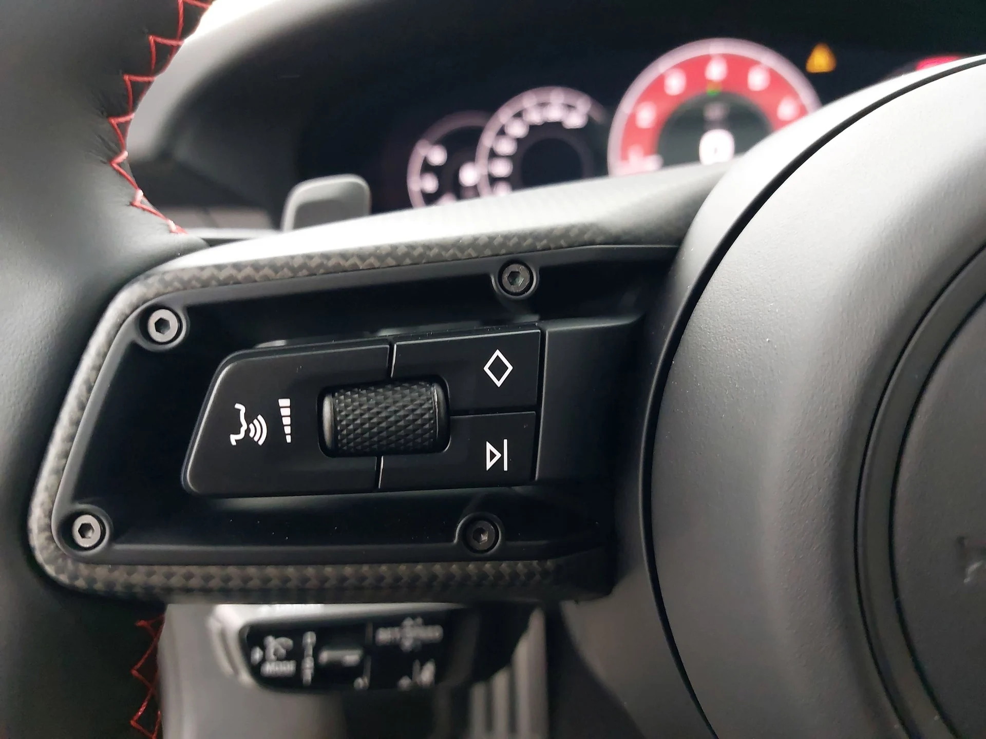 mph014_2323333222_24a14d29a484758b283c6cfb224026e4x_849ff5cb34