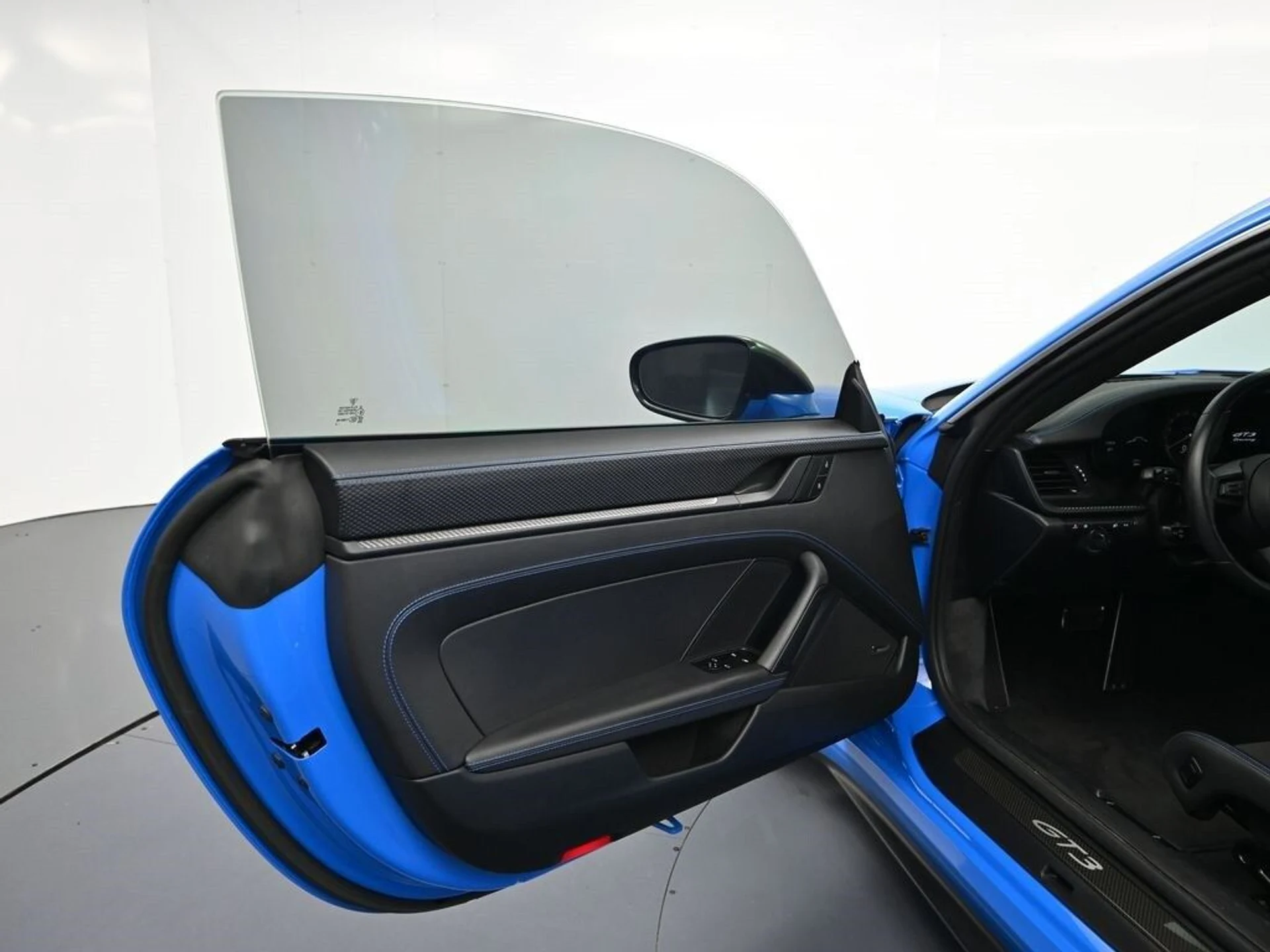 mph014_2323655529_fd3e483c098c65c3ac278ac2723f04a5x_276bd9a6c4