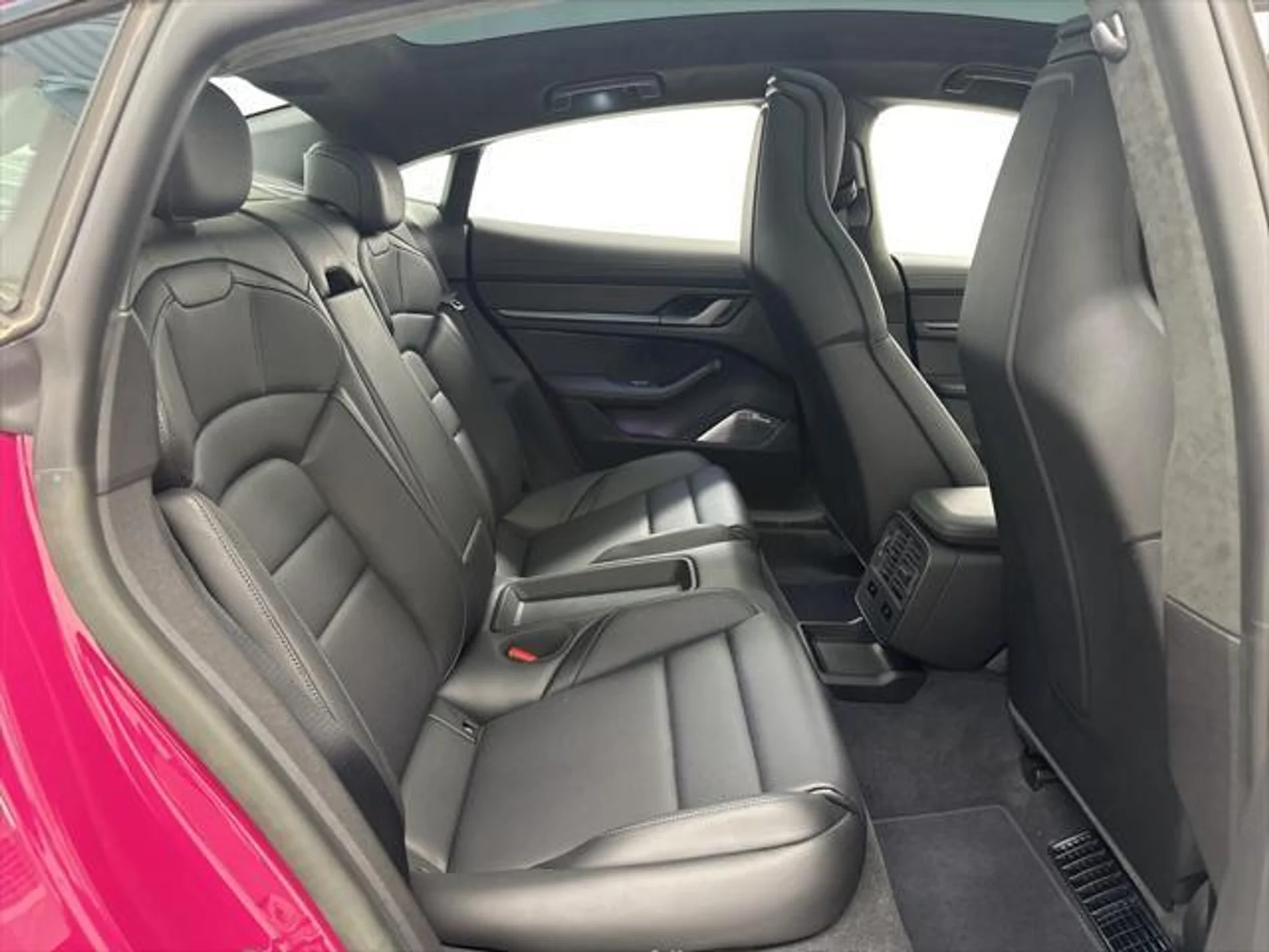 mph014_2323730042_5vp_F_Km8ami_Tteue_Cj_NB_5_C_Wcqwo_1dacda5a9b