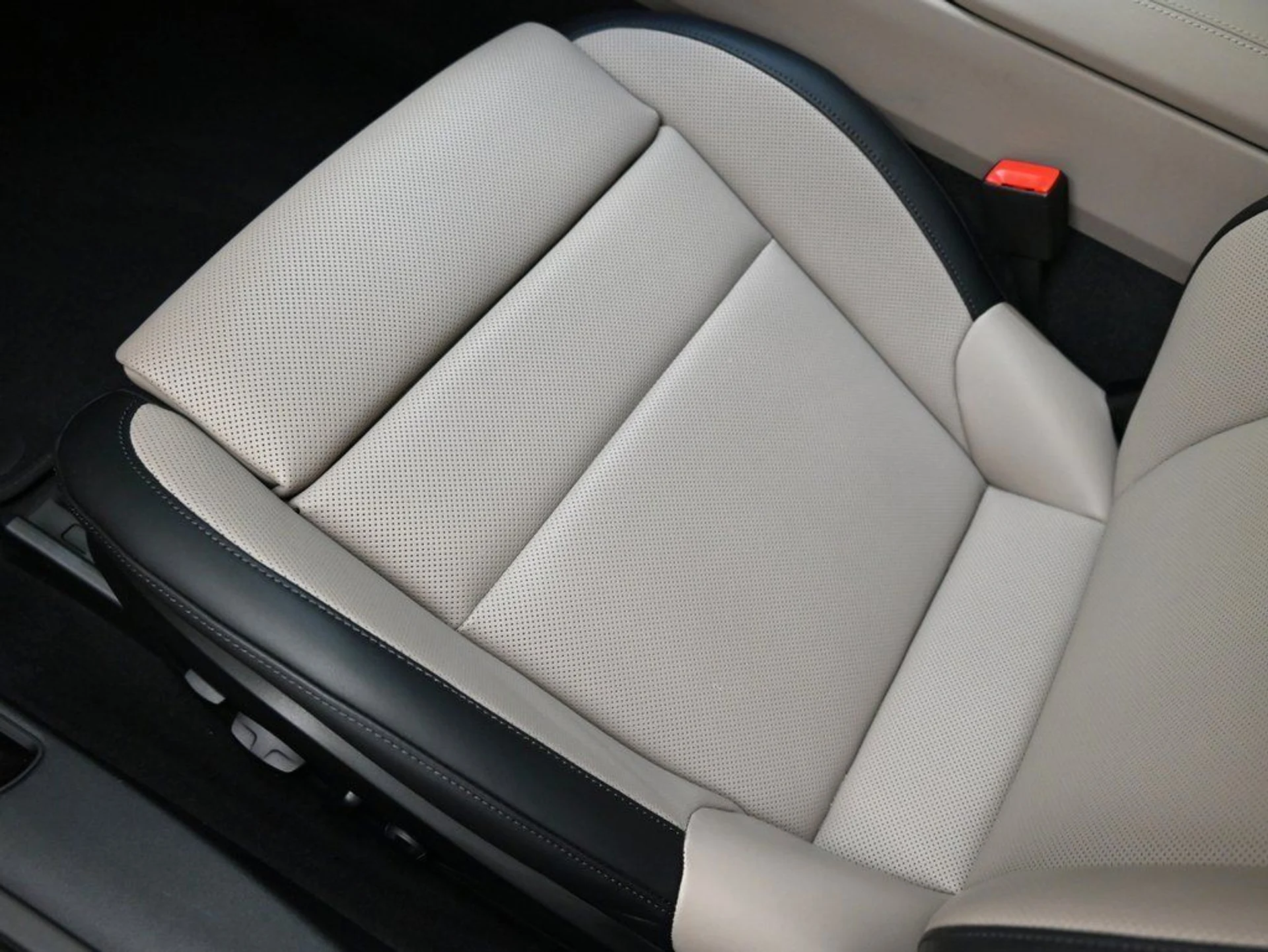 mph014_2327497614_ad044fcc17c23741635e60330042cc35_5691f3bc9f