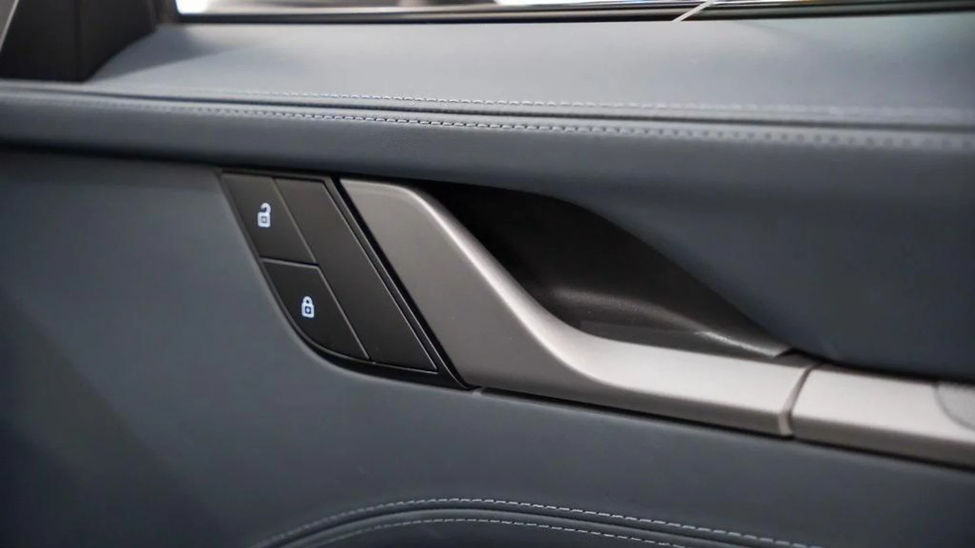 mph014_232753644_sk_HYXK_Xdq_ISYO_Iy_Bz_WOTMM_7q_I_Rs_8211cc1203