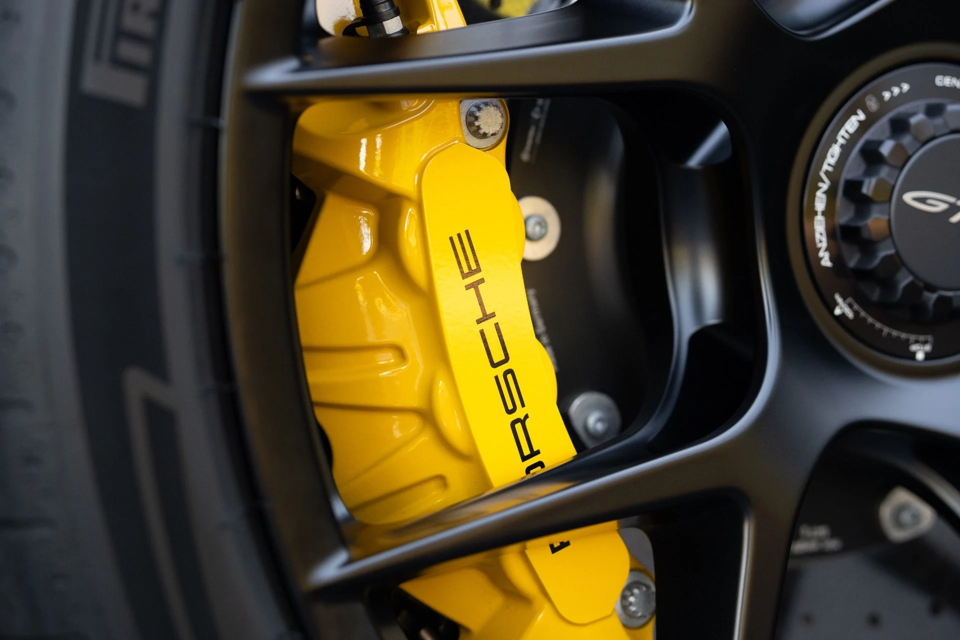 mph014_2329696444_Used_2026_Porsche_911_GT_3_1767740185_a3acb82184