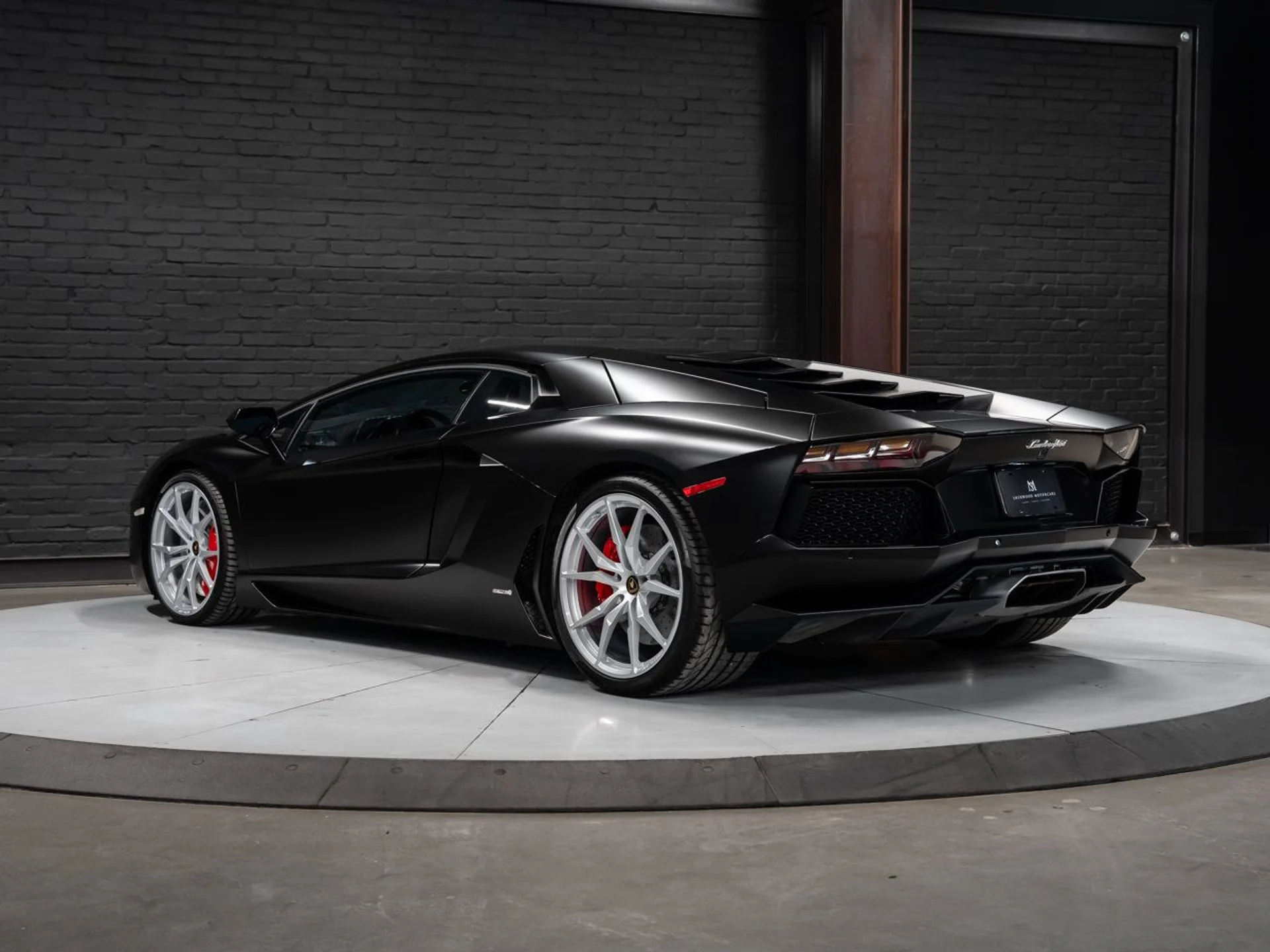 mph014_2332499036_lamborghini_aventador_2017_fd641c6fc6