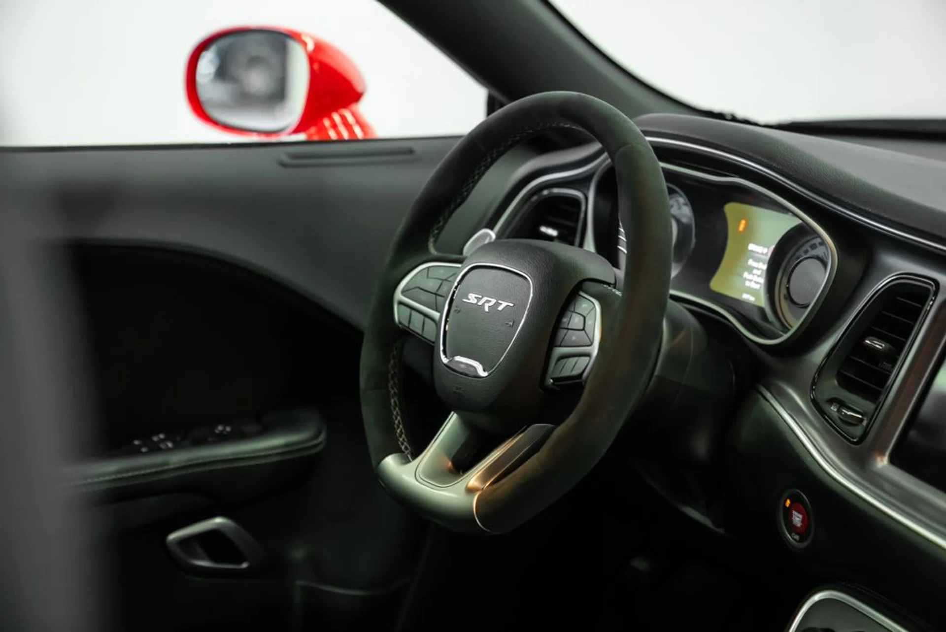 mph014_2338089977_dodge_challenger_2018_jpg_v_1775587595_8f533c8497