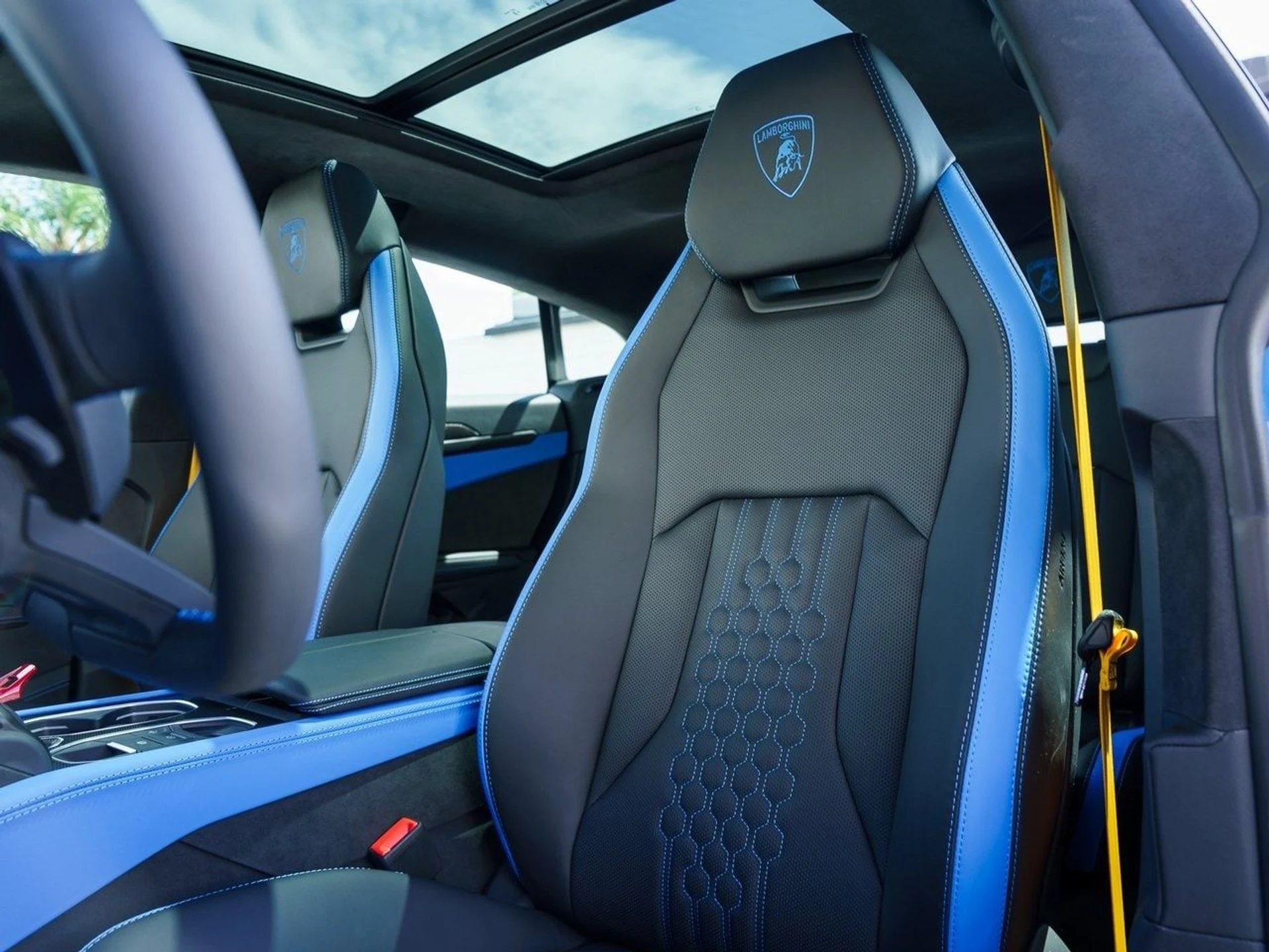 mph014_234090472_3214c96a2c6065e0bad2e8fedd096c00x_bcdbc5f8e8