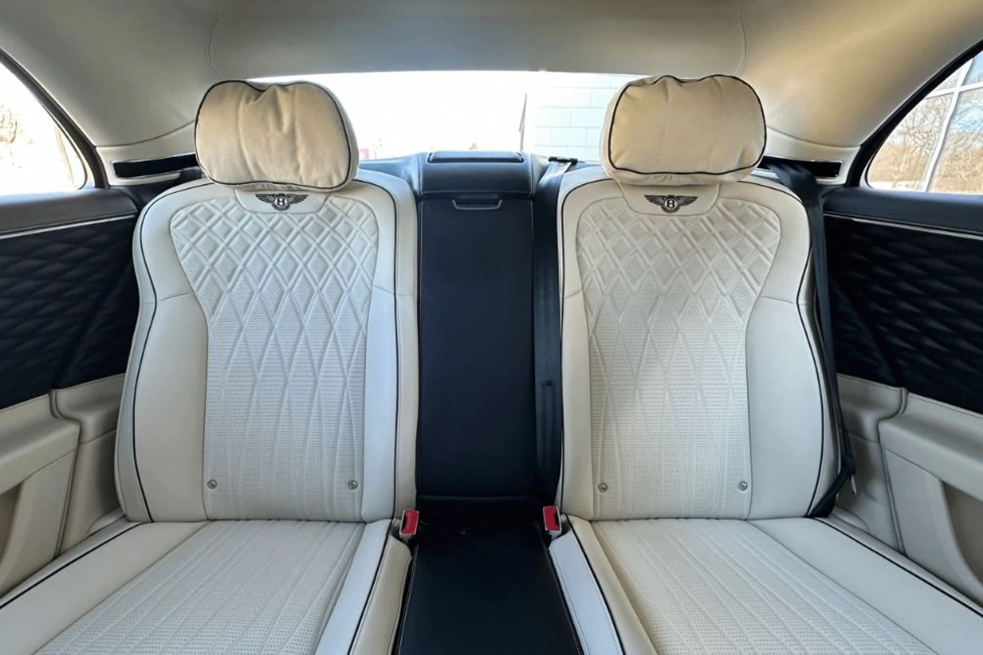 mph014_234333162_Used_2021_Bentley_Flying_Spur_V8_Base_1770376346_67ba6c9dc5