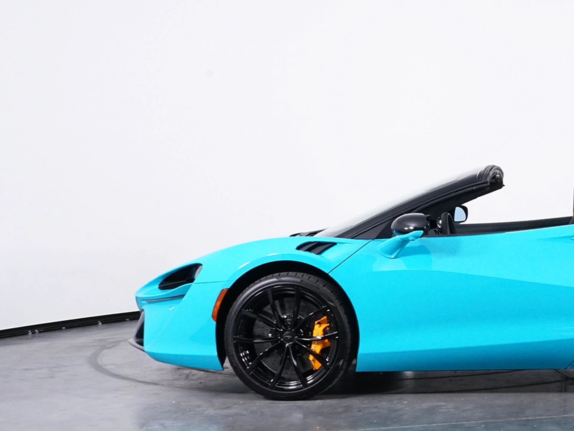 mph014_2343825508_05073345403507bc7ad7436a2204614bx_ae4eb3c4e5