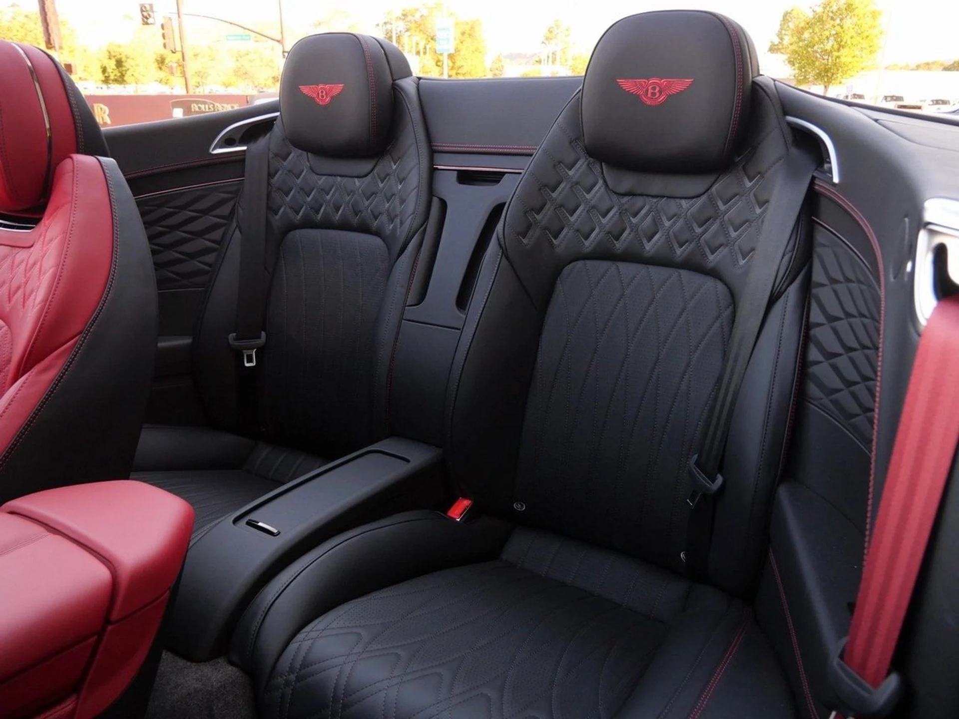 mph014_2348318932_0a4ff33df1fe11cd2f03c22ece2adcfcx_5ffbd06014