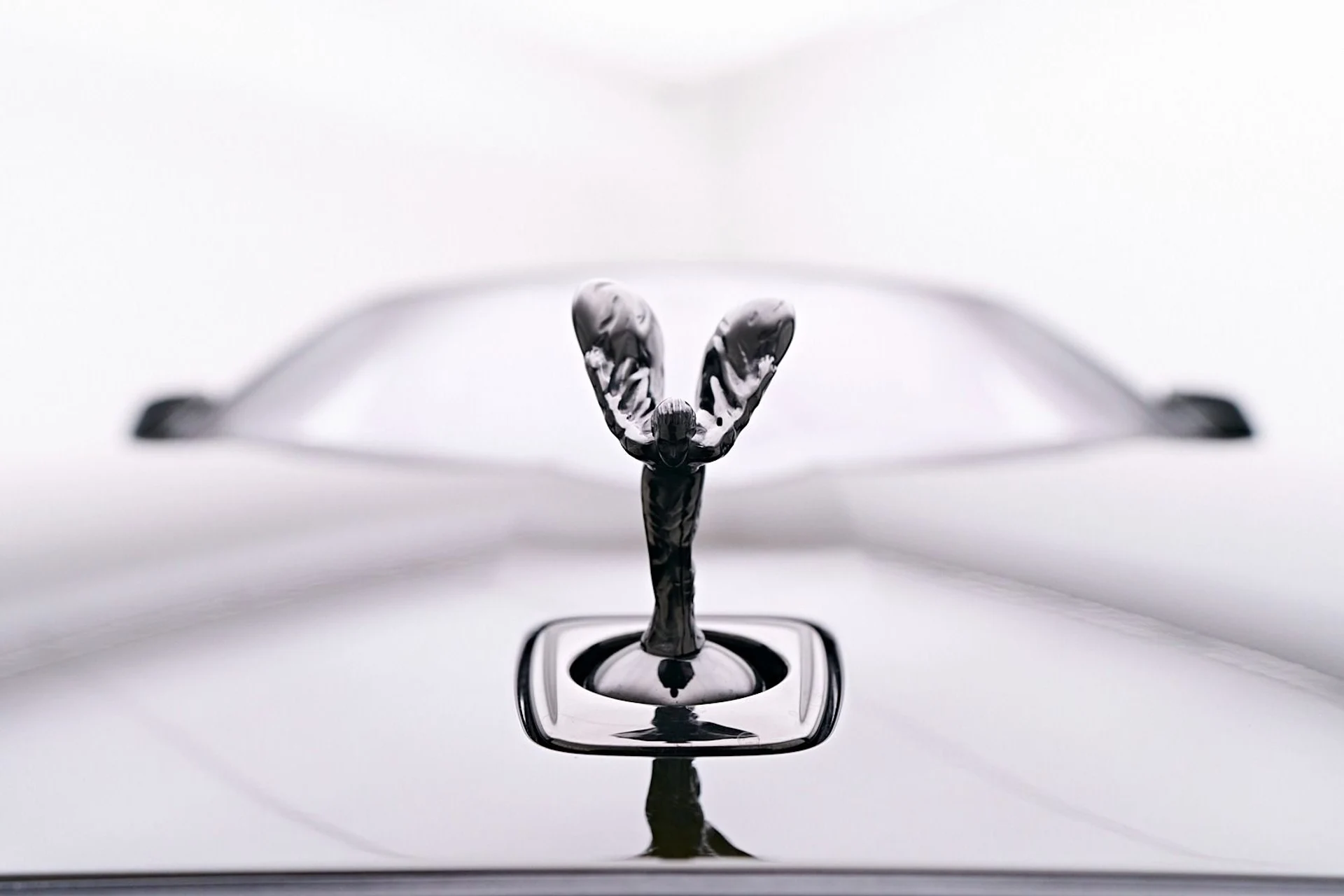 mph014_2358130109_Used_2023_Rolls_Royce_Ghost_Black_Badge_1735605274_31def3329c