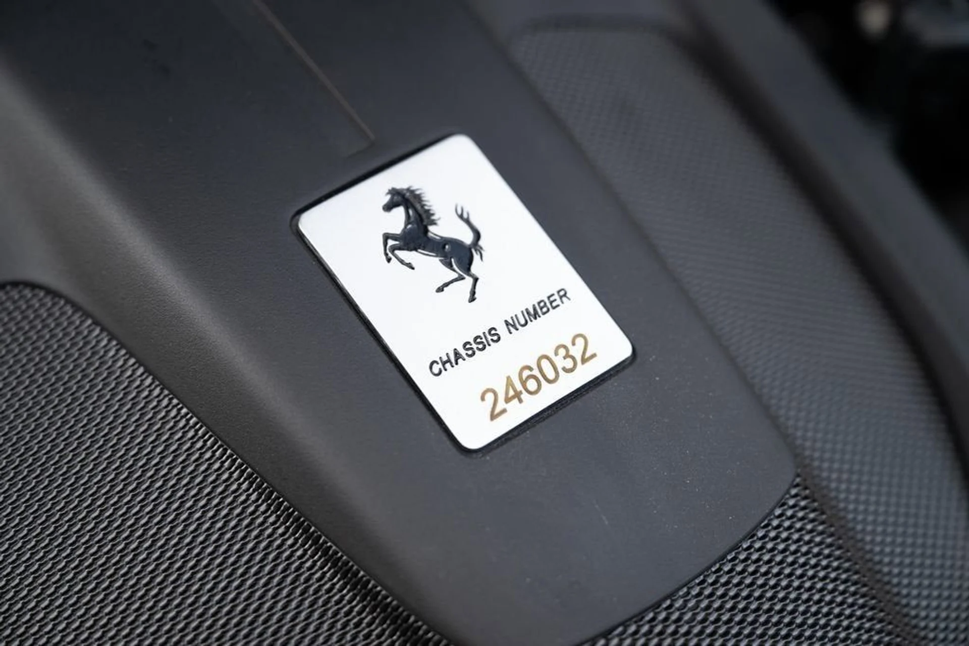 mph014_2369921387_83cfd524c5344d89a2bf458f0188125d_8c026f6f83