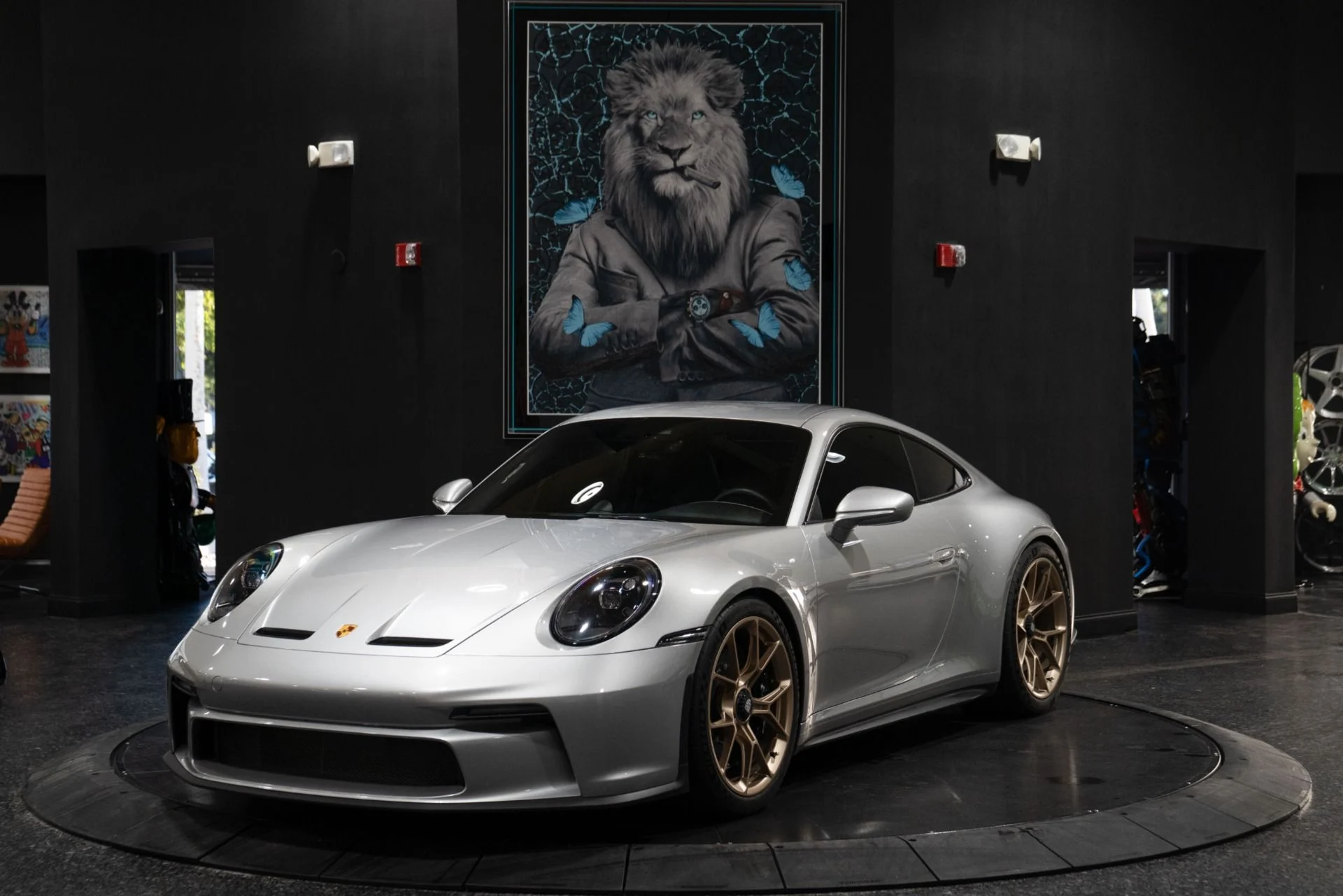 mph014_2379730036_Used_2022_Porsche_911_GT_3_Touring_200k_MSRP_Carbon_Ceramic_Brakes_Front_Lift_1768107823_53ede5303b