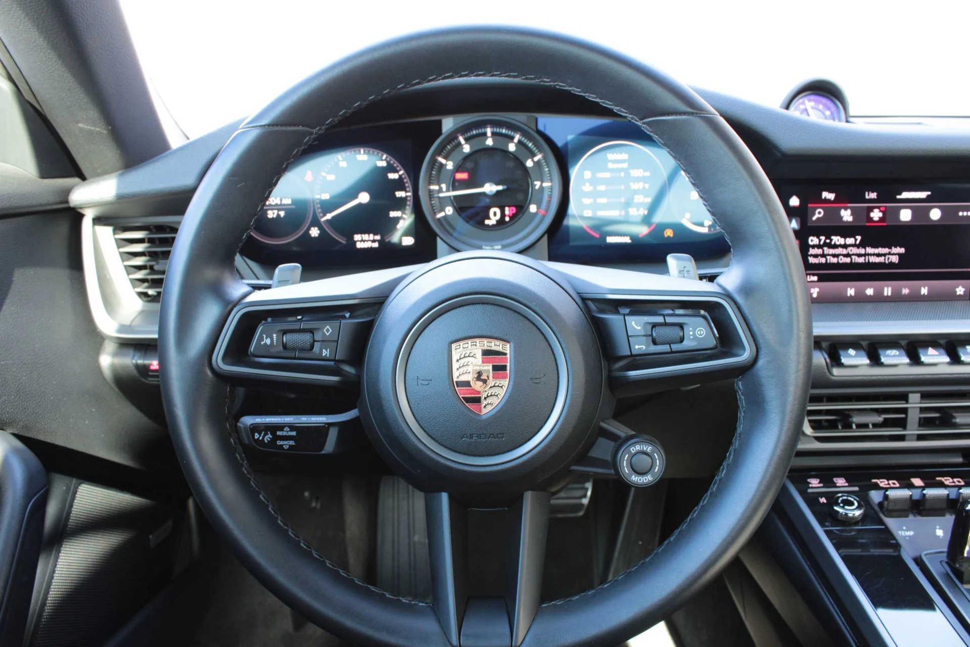 mph014_2380480861_38f0f4e7acbadd47e111f7bd62e605de_c39e161573