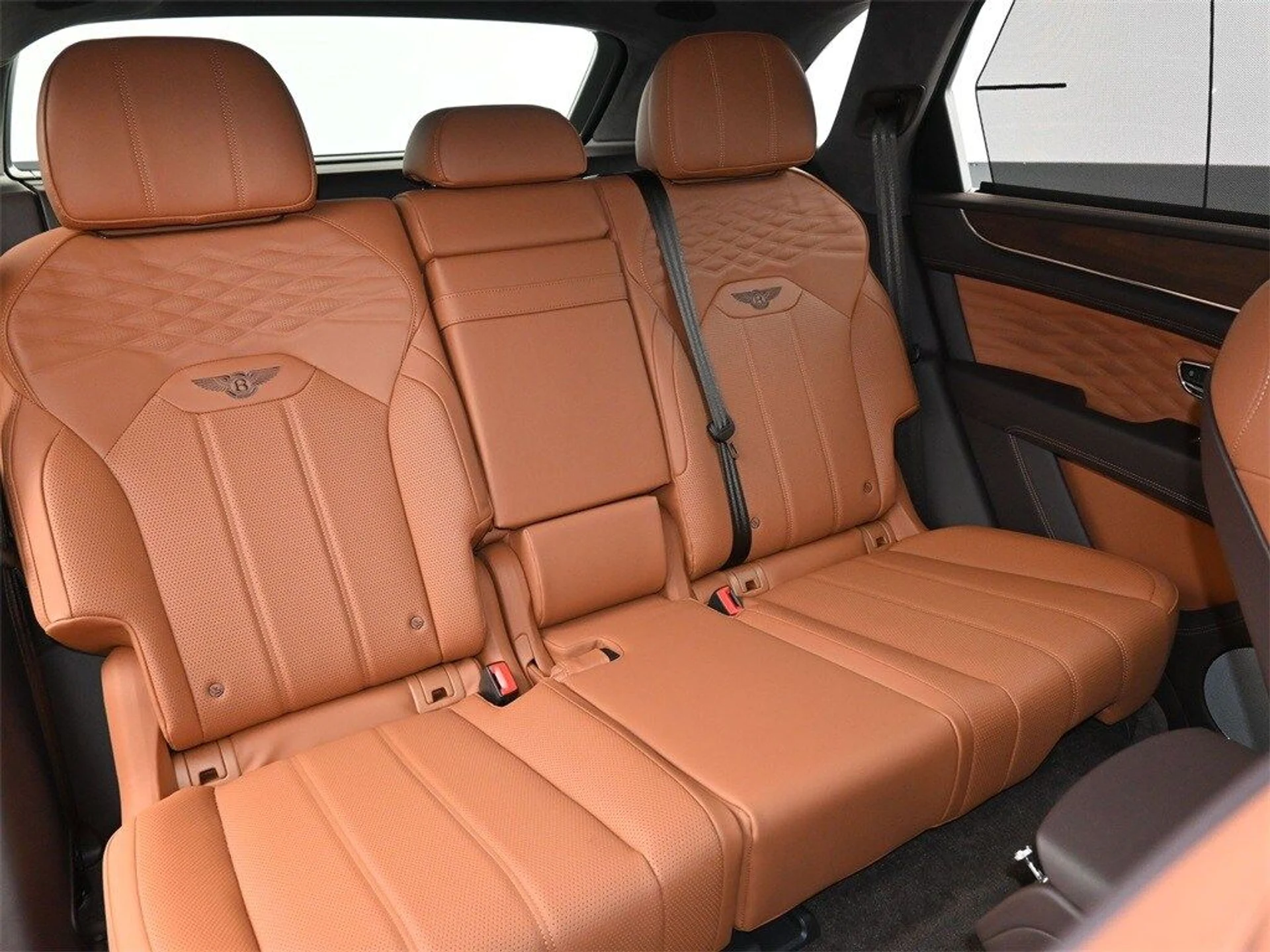 mph014_2387771711_3b950f6d56b85d98062cb5c2fb842943x_c00532c354