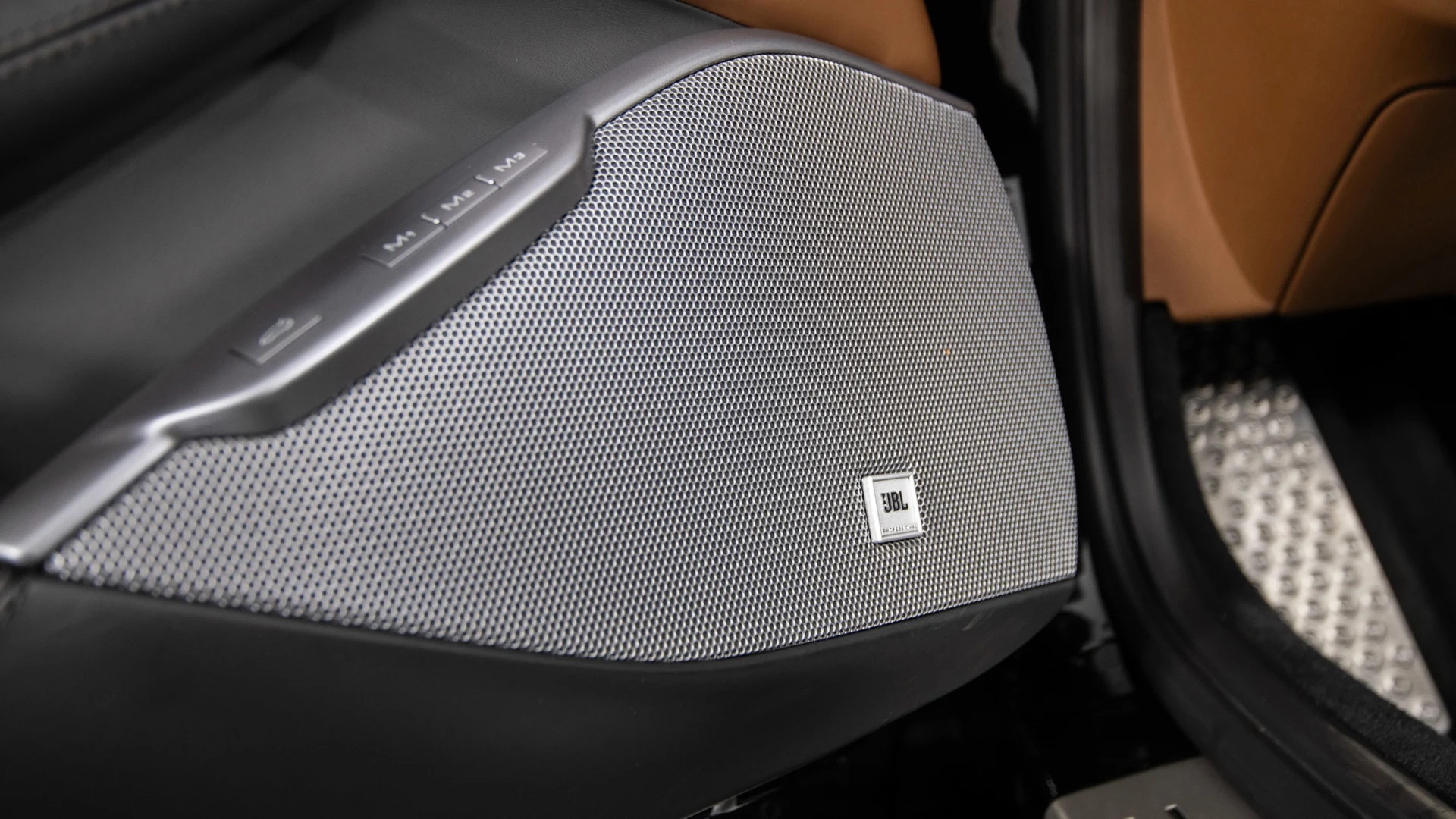 mph014_2389562755_28d144e07b35419ab88c4c3b5ba94ac6_1f406da9fd