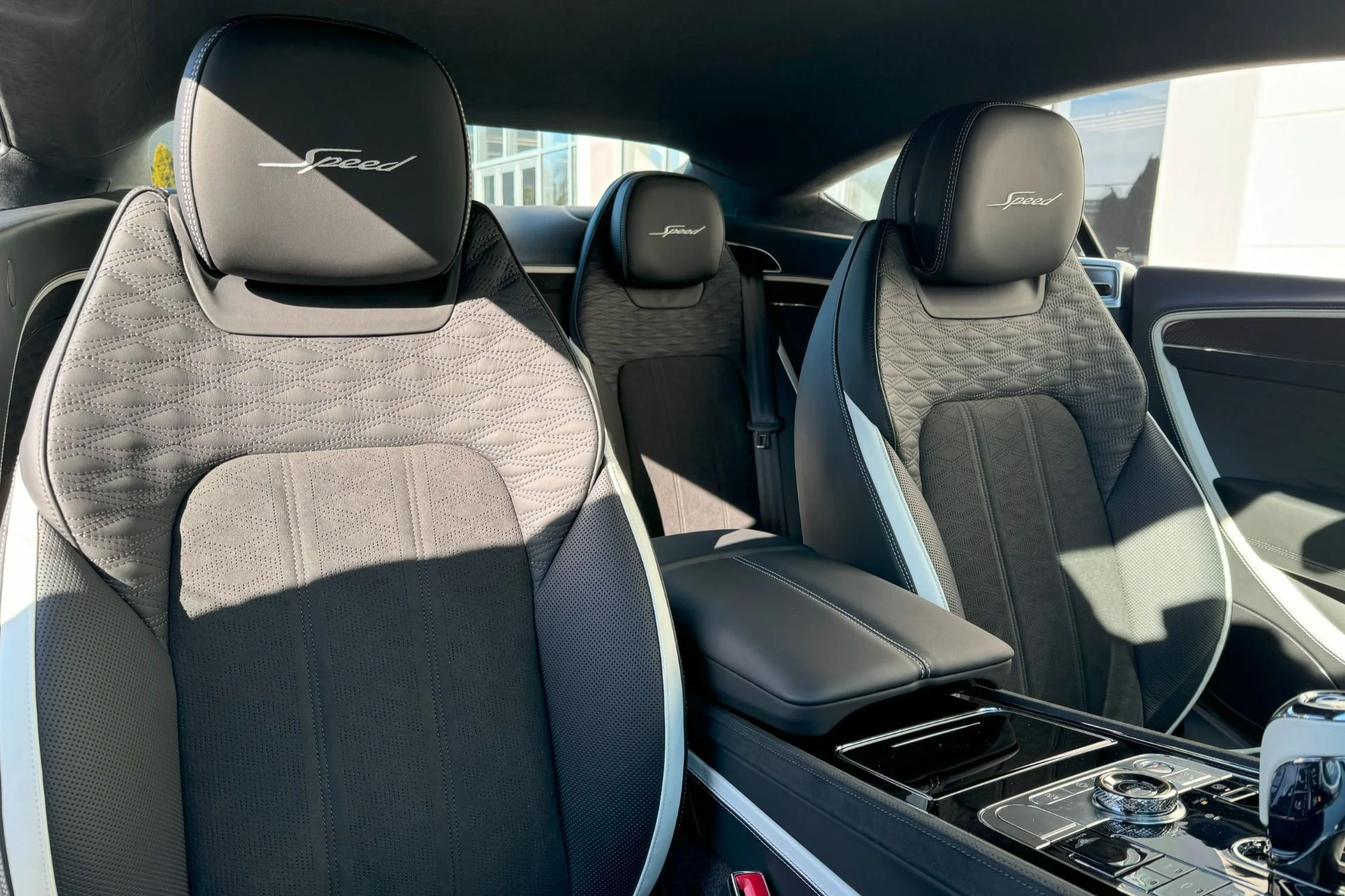 mph014_2390960289_New_2025_Bentley_Continental_GT_Speed_1739969218_0f9d439bbe