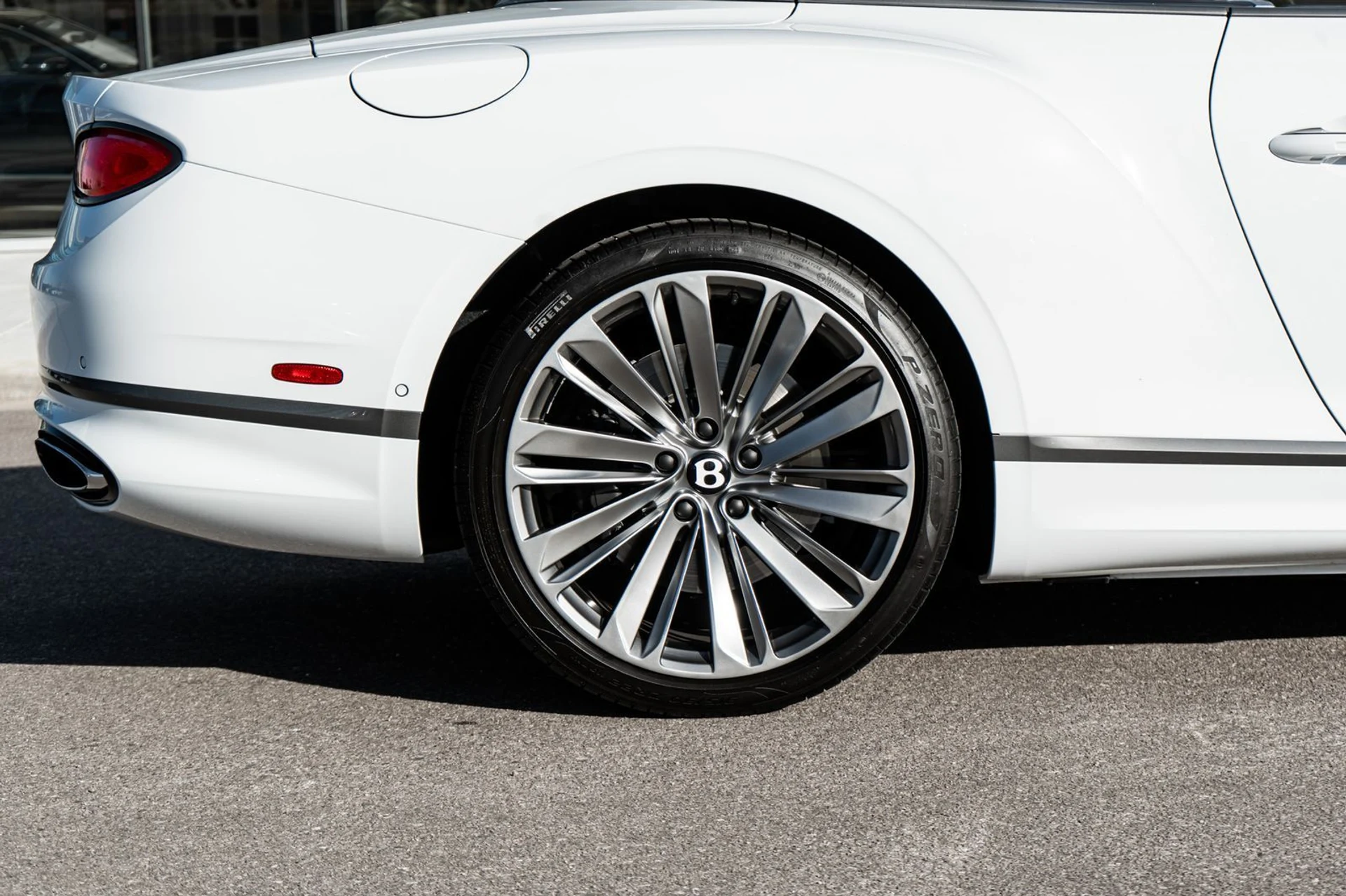 mph014_2393042536_9fe2a475_0002_493c_9050_0a4c4ae75300_28de218266