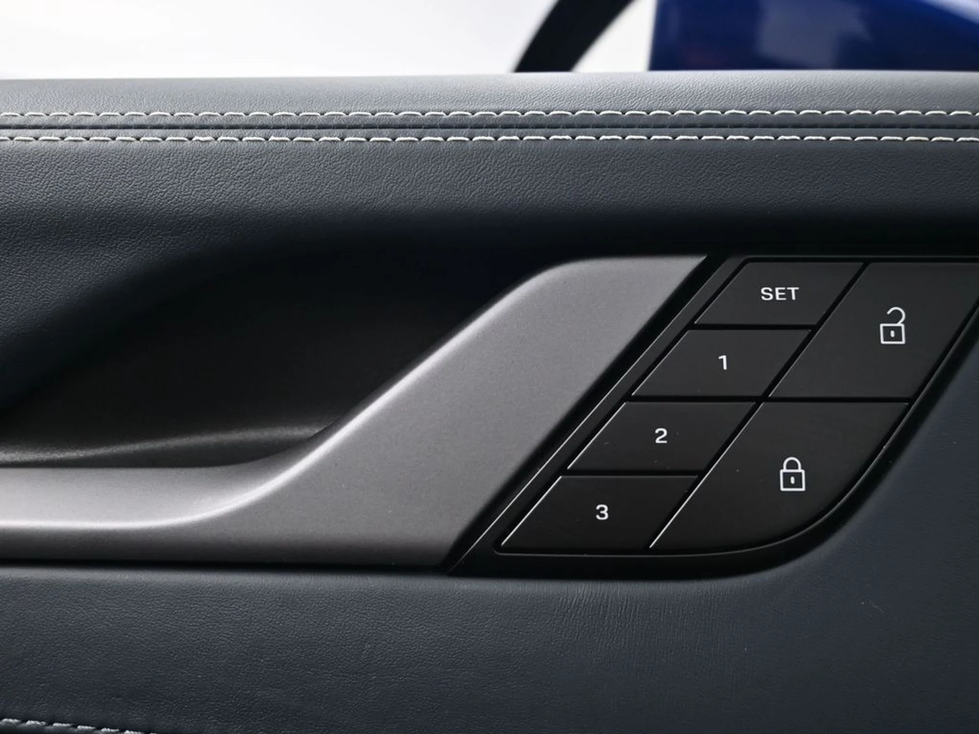 mph014_2394817520_1738cce6f8d9967a8864bb20c768f9d6x_76df8b8fff