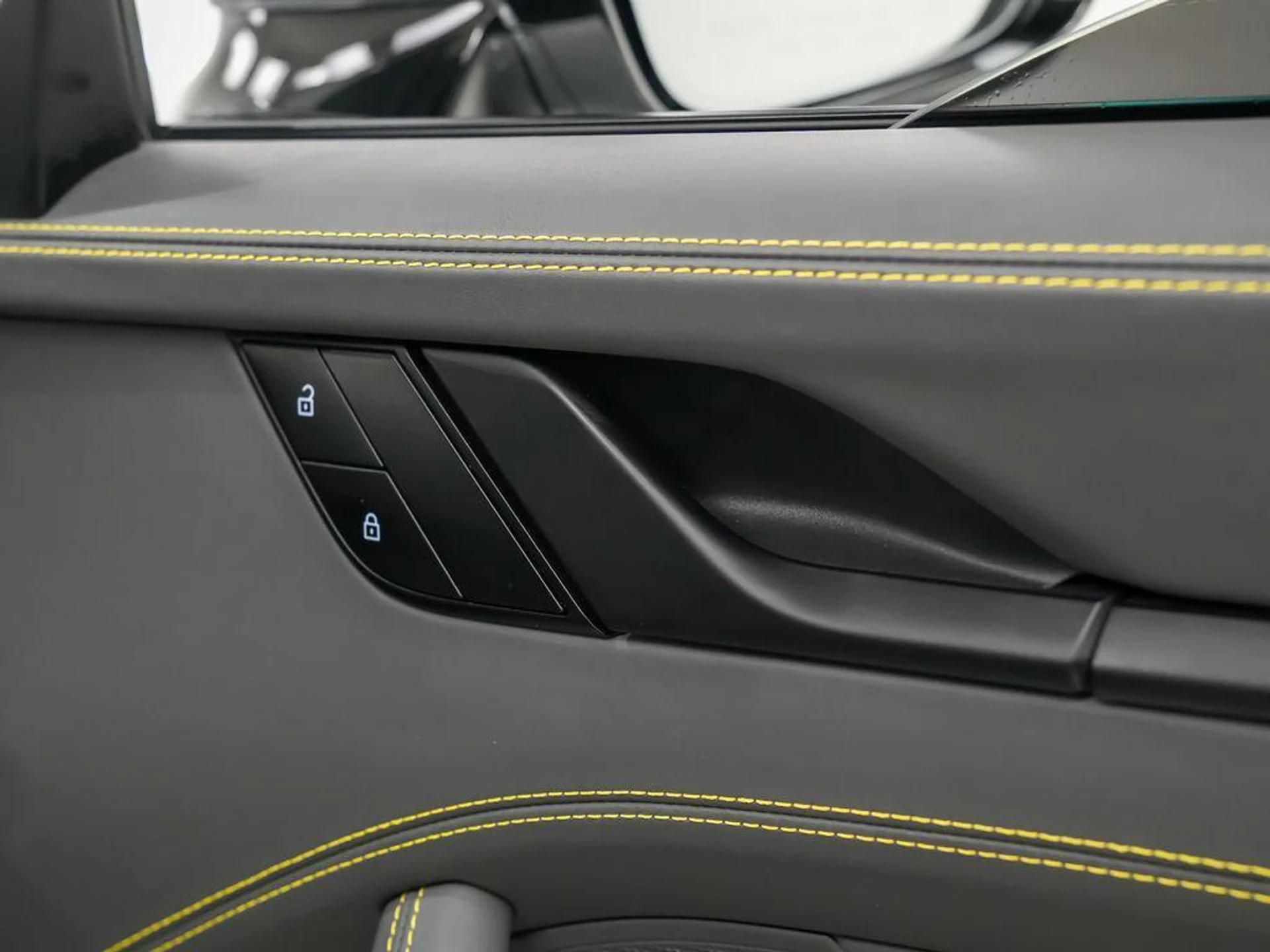 mph014_2395149441_e_Cii_Qr_MPV_8_Evjj9sjh_A0_Ey_C_Cbc_5bec46b048