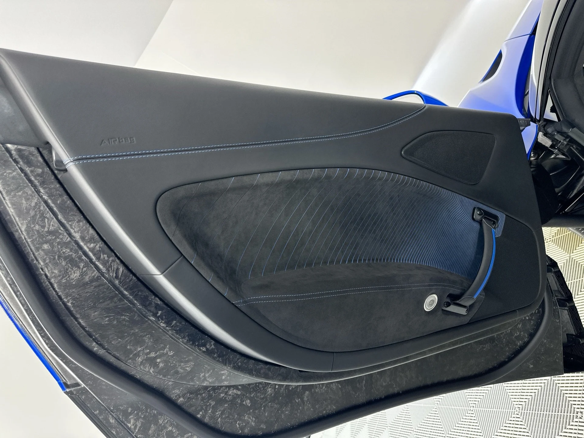 mph014_2395523368_15_2e011ff3db