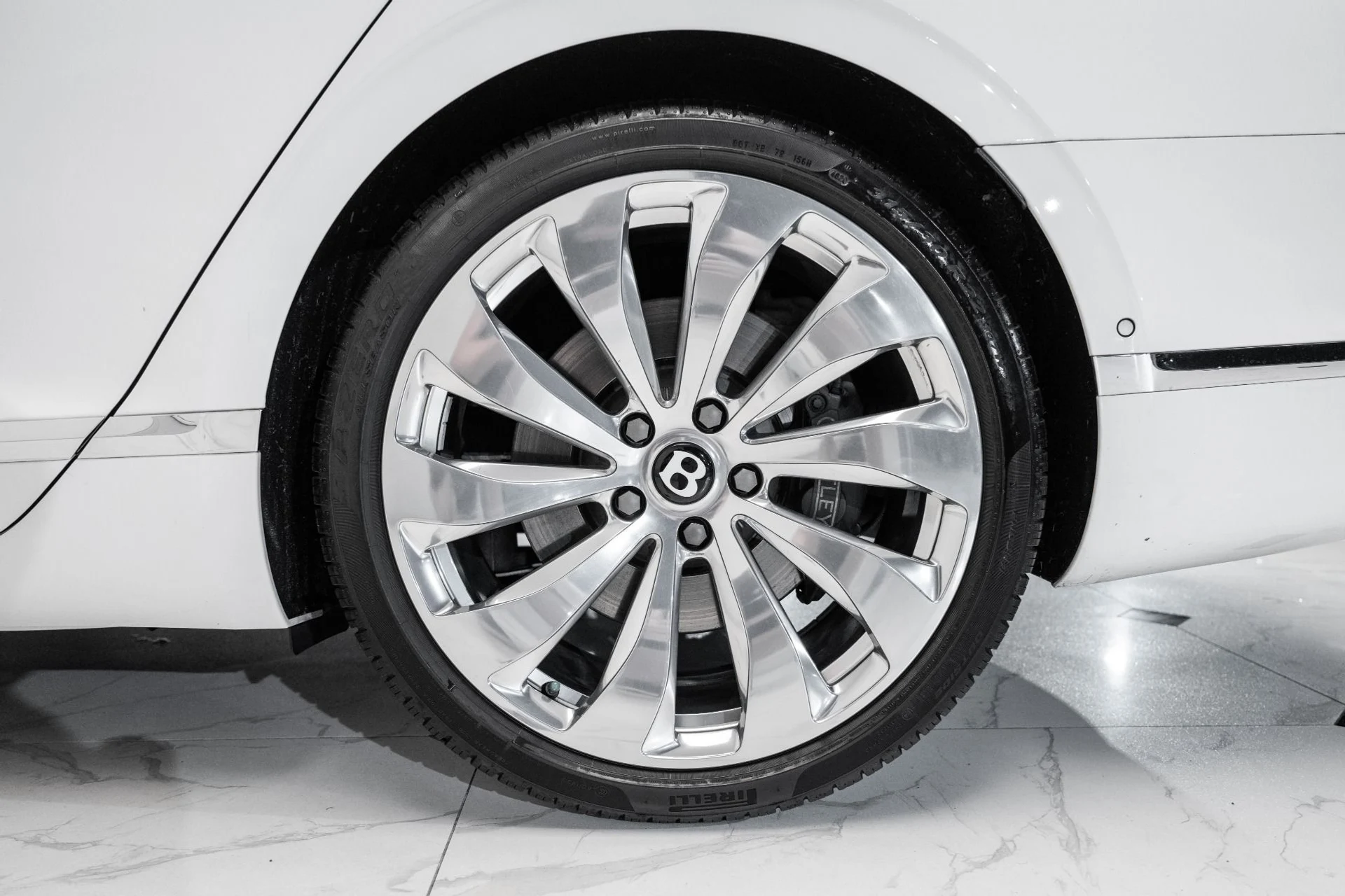 mph014_2398828791_Used_2021_Bentley_Flying_Spur_V8_1752848814_c02153d872
