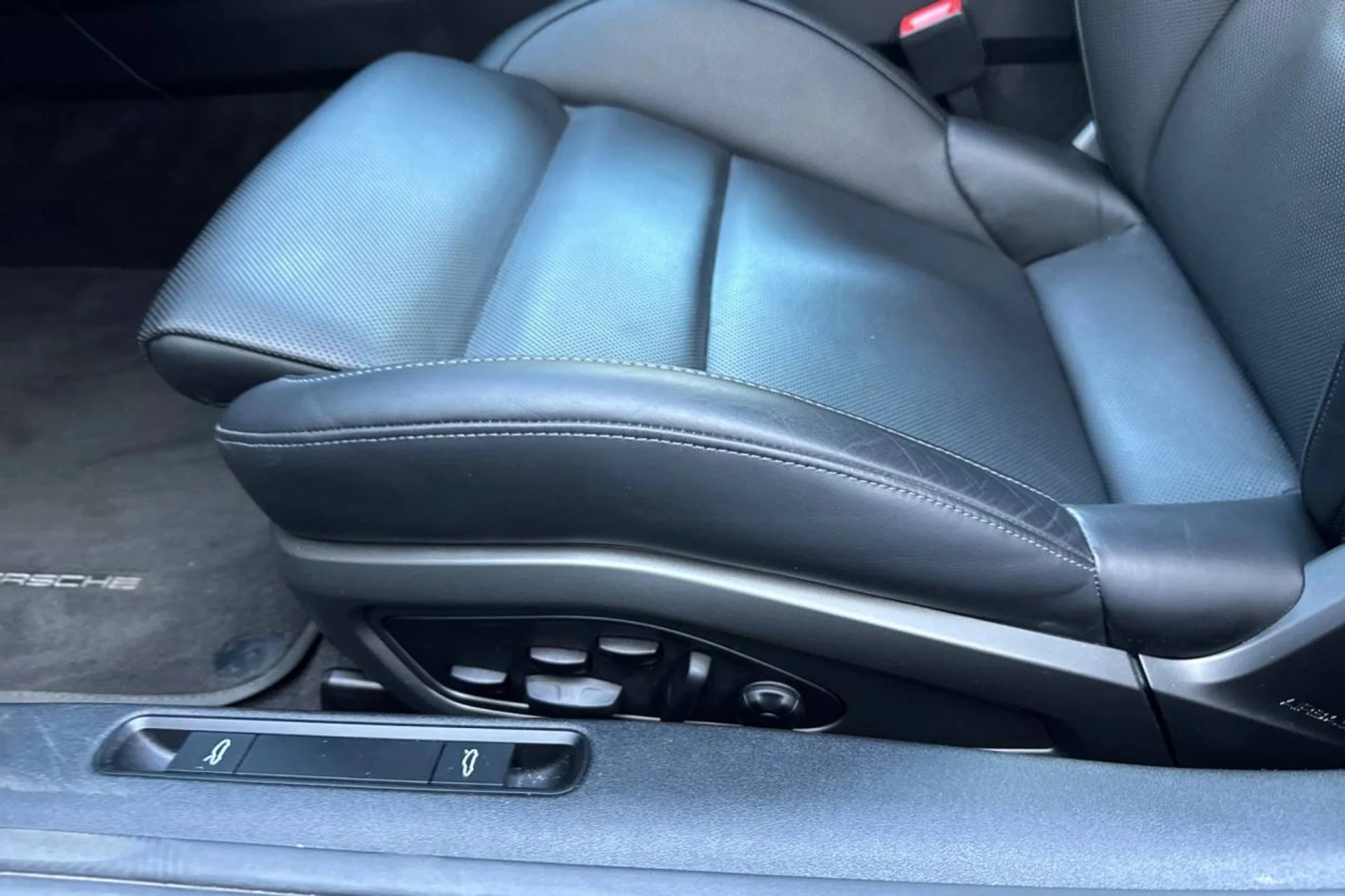 mph014_2399947286_1280_d37be667db