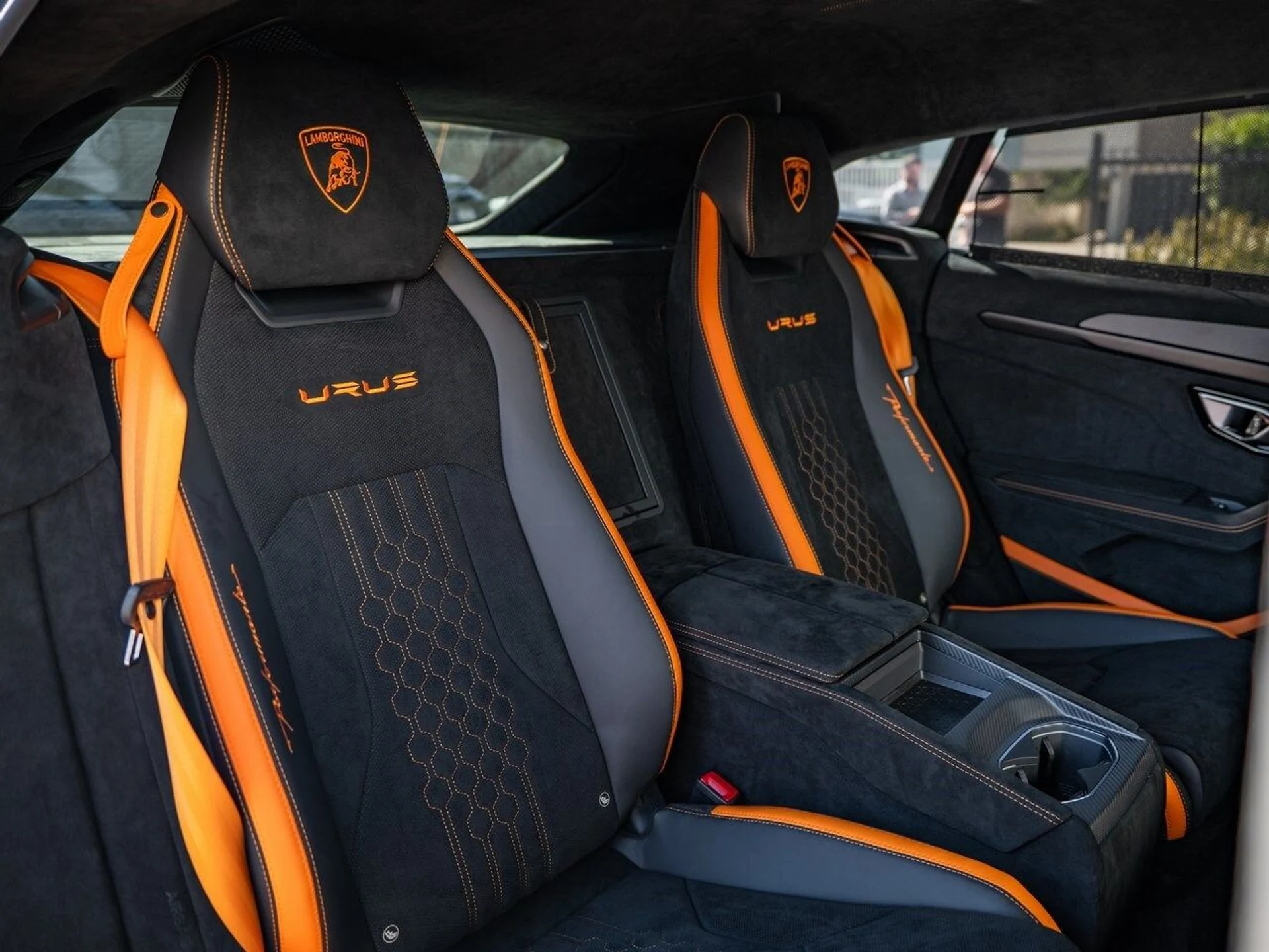 mph014_2404630059_43cc8aae2f007acd5f816ed94ce372fdx_0321b32b0b