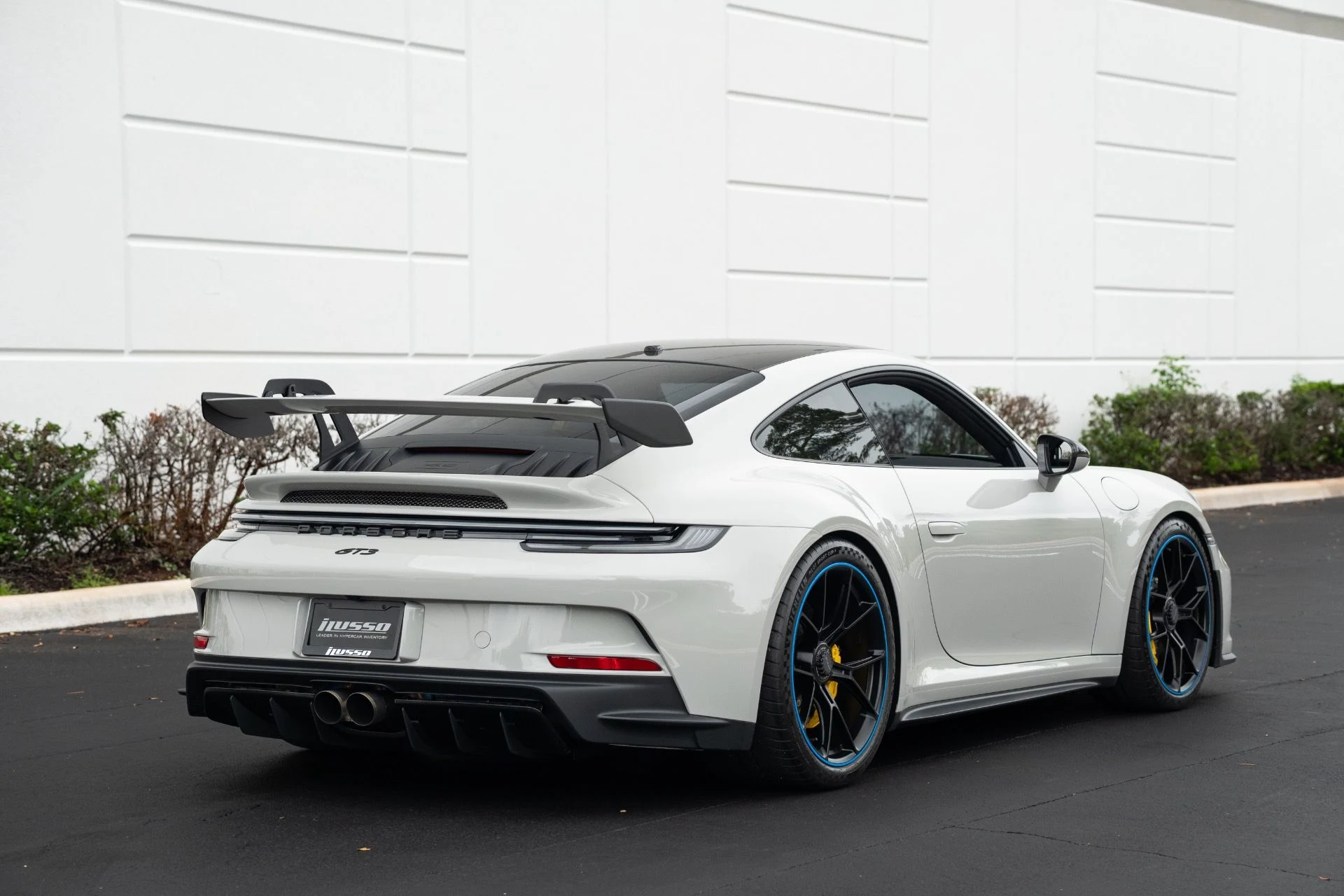 mph014_2405611513_Used_2024_Porsche_911_GT_3_1768339122_176c0e515c