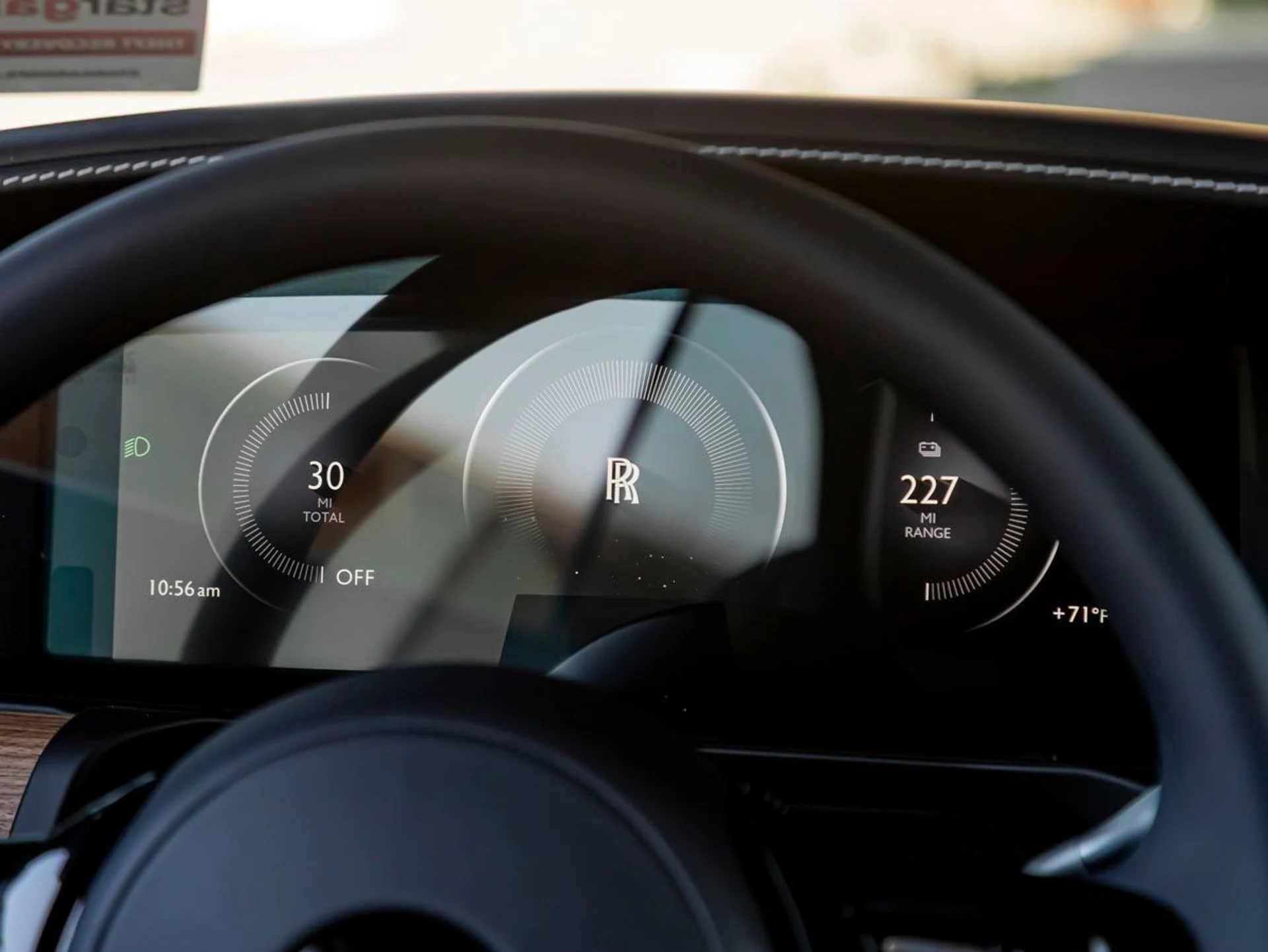 mph014_2412776664_15_86a3f196a8