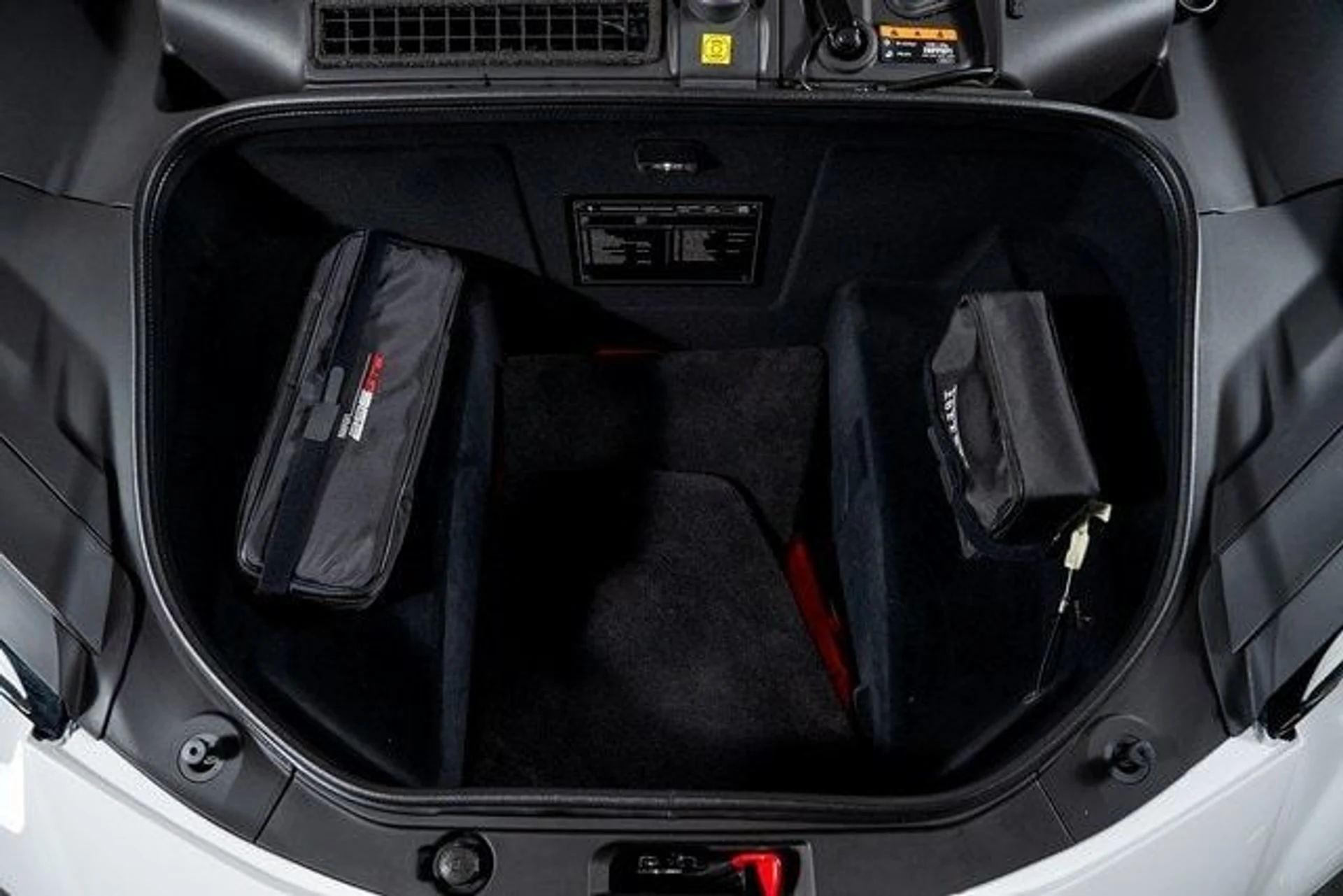 mph014_241324640_5b4faa27d98ec15af743674205480937x_353000d8b9