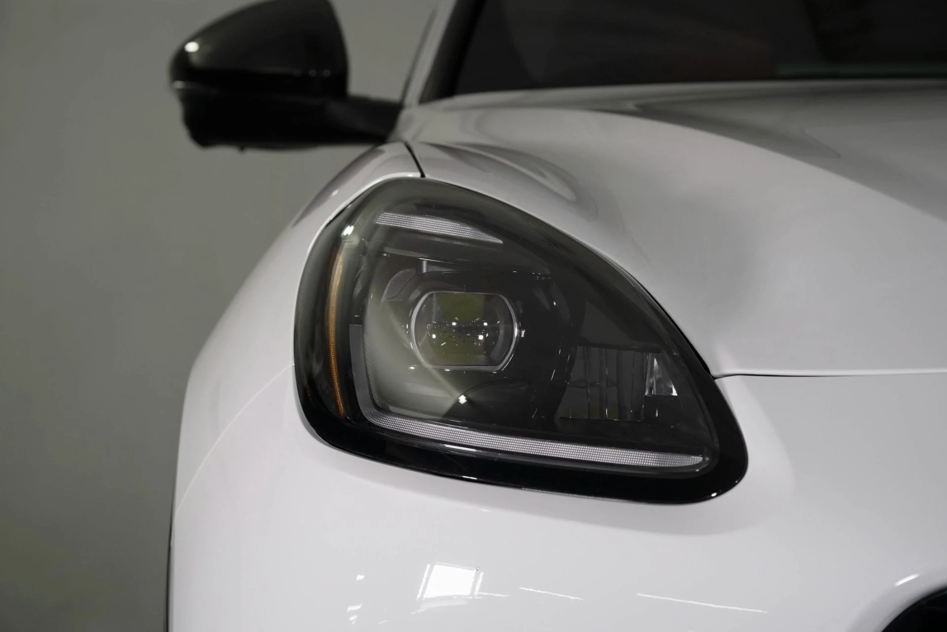 mph014_2428897371_New_2025_Maserati_Grecale_Modena_1776302402_c5a088edaa