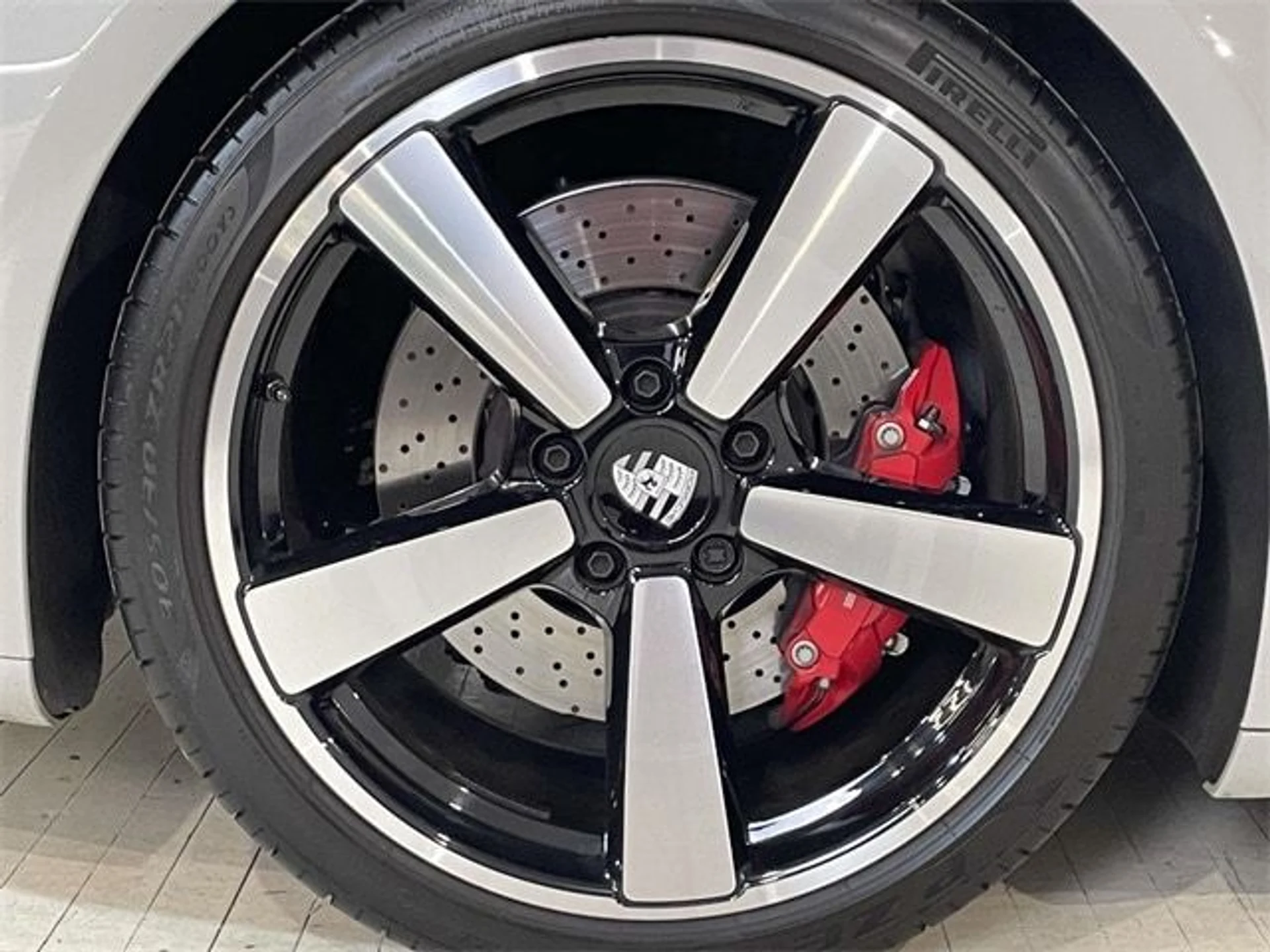 mph014_243272833_ec01f8841de420117759630b95da8ae0x_bd2d3f4d77