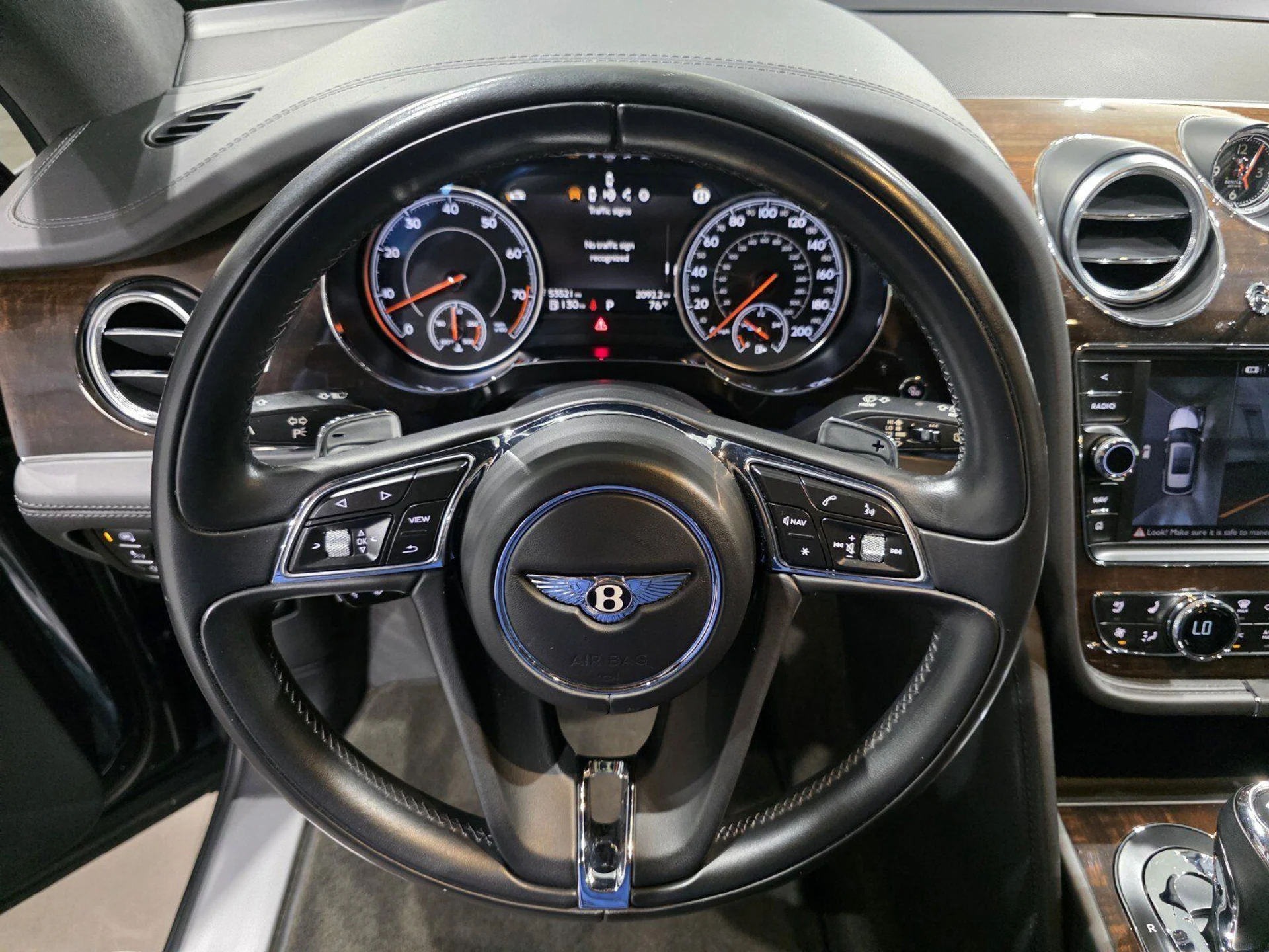 mph014_2435535258_e696495083856f4ae03b582ca4c9a010_5ba0640fa7