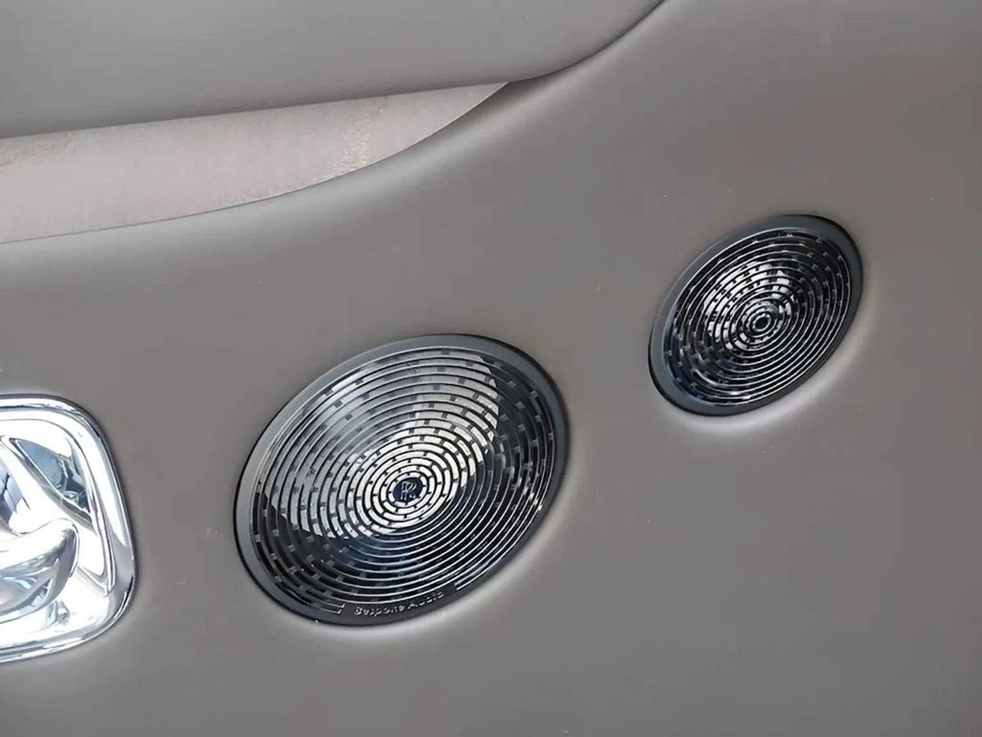 mph014_2440617387_1c71da3f65f302611d355bfc5f1e62ccx_3020f53e7b