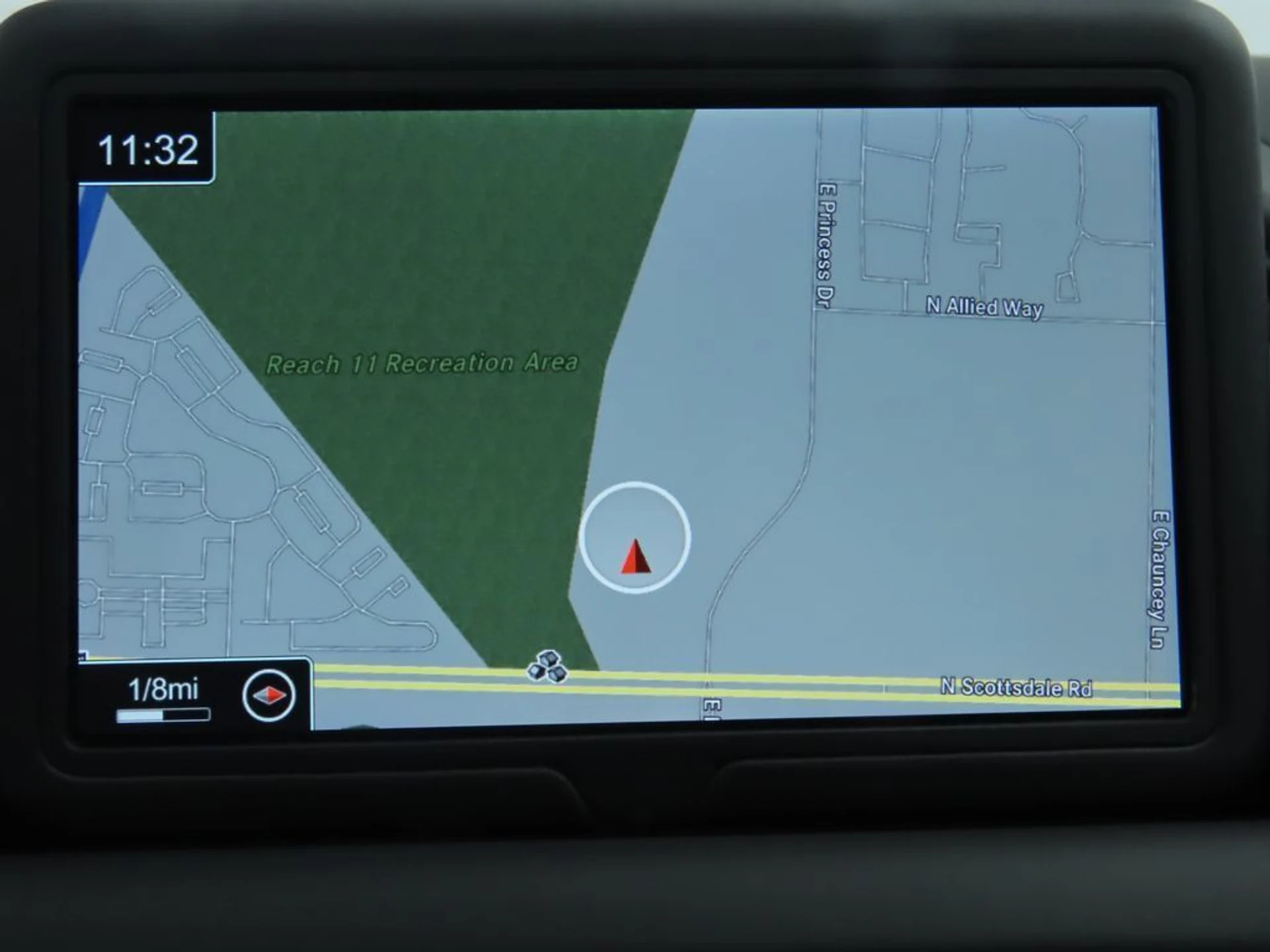 mph014_2441110330_used_2018_aston_martin_db11_v12coupe_8119_22975098_15_1024_81279385a6