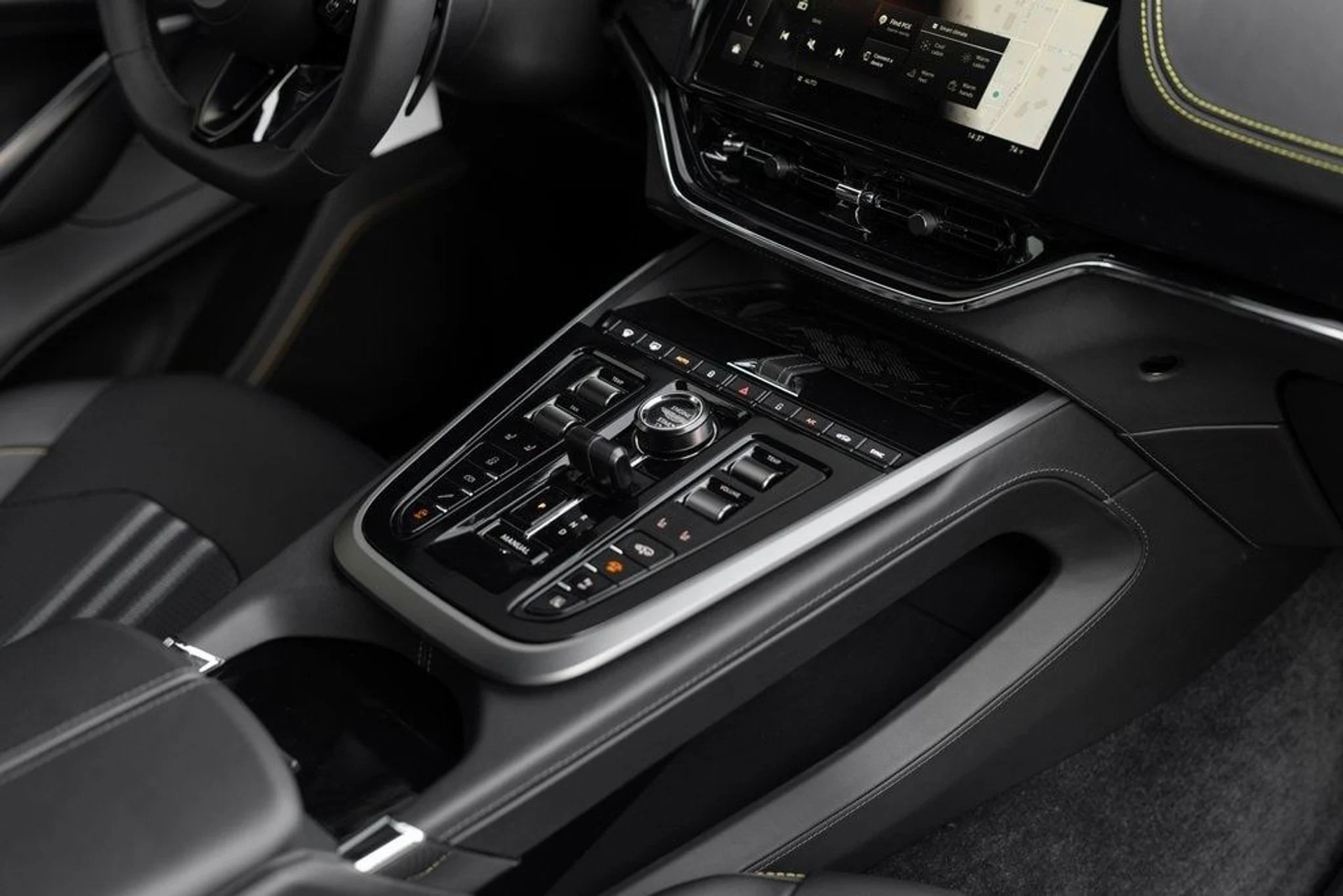 mph014_2442262809_4eb35ffbd1f1d0fcc12d6f3aba72df8fx_00d142e27c