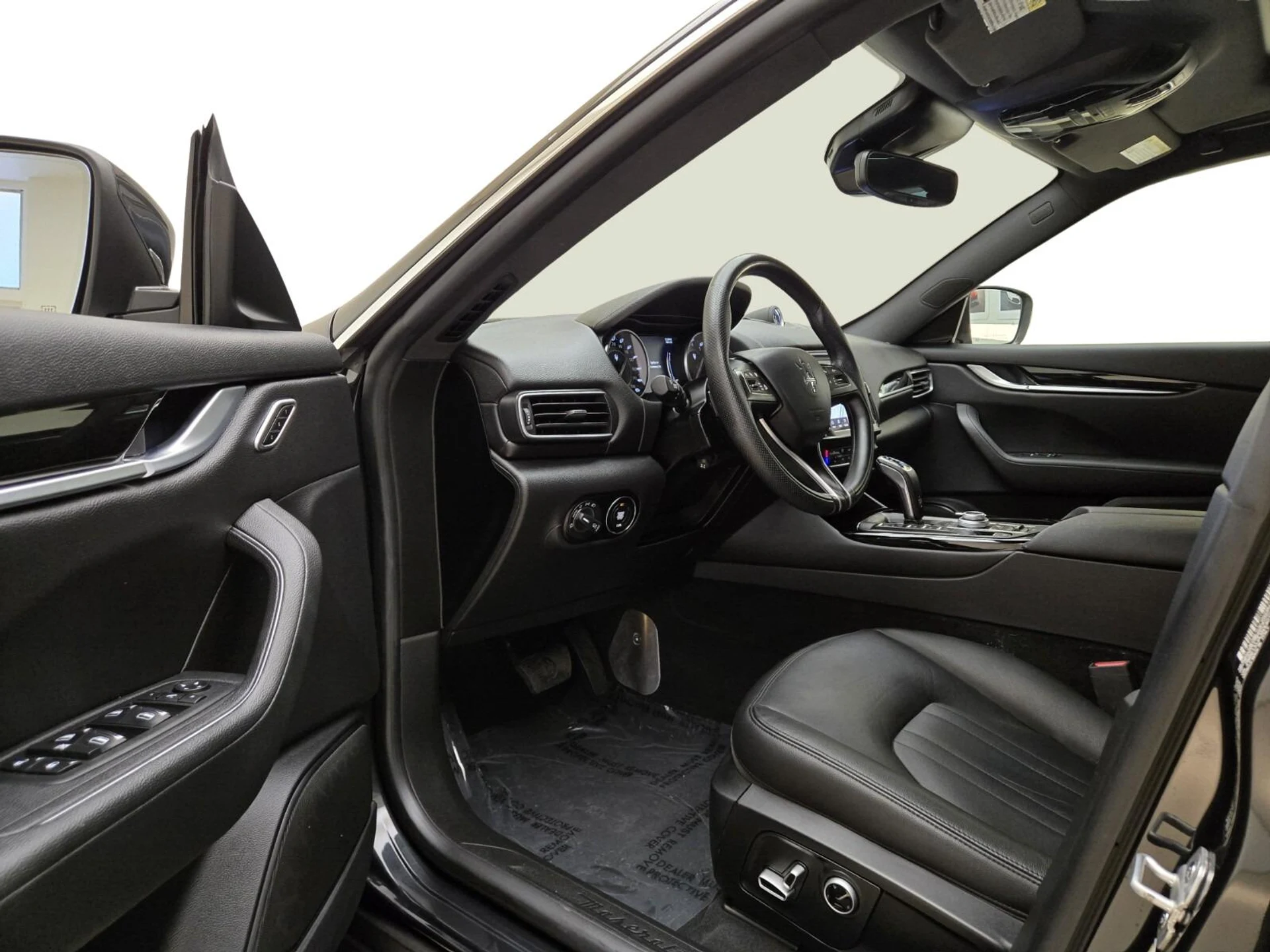 mph014_2444135992_Used_2022_Maserati_Levante_GT_1753164549_f52efd586e