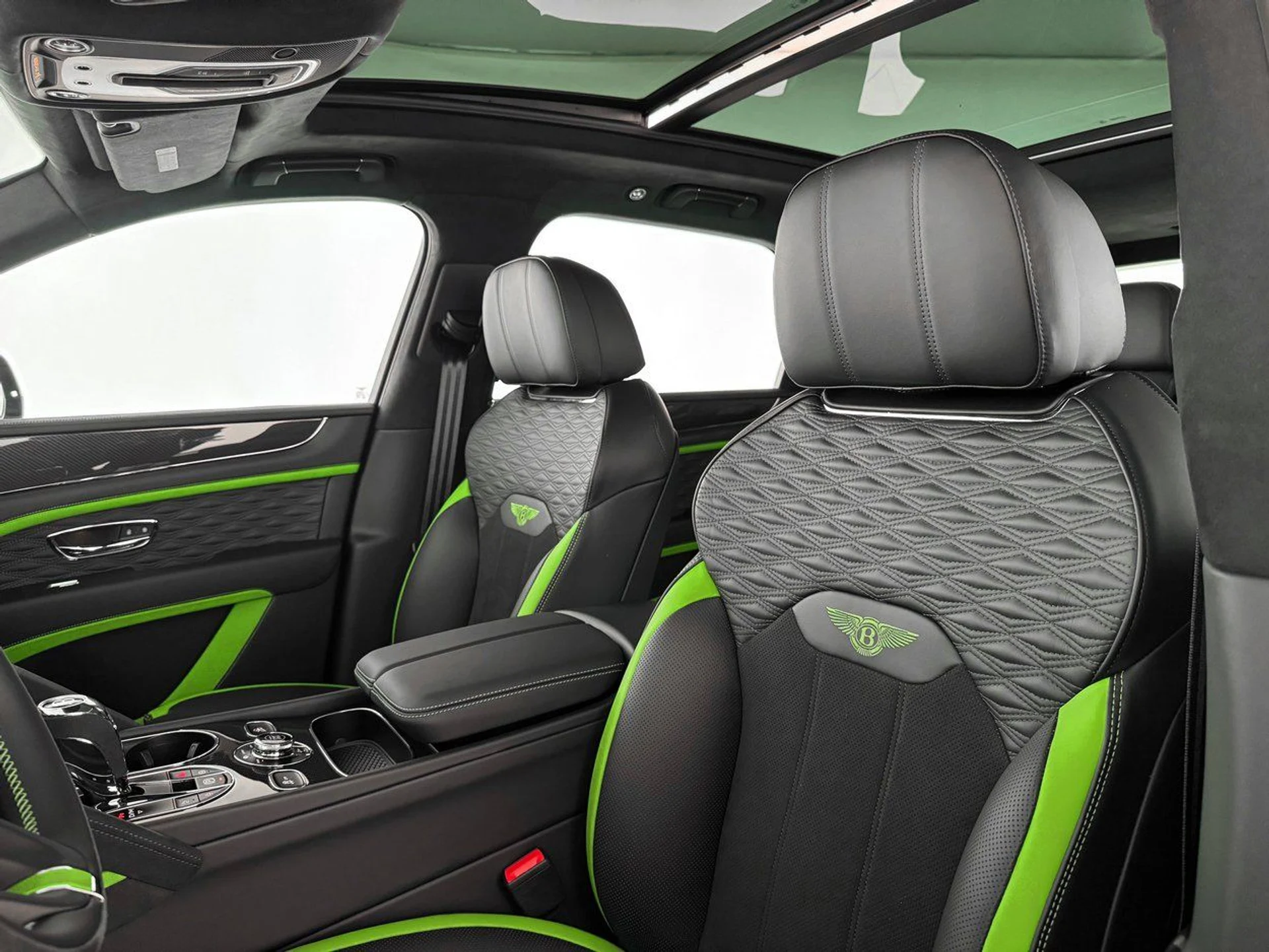 mph014_2446529844_c38d2cc67148aecfe309aede6c29a549x_d7bee6e8a1